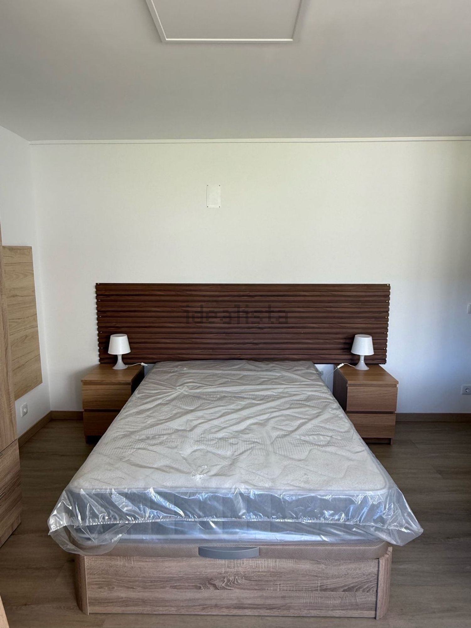 T0（单人公寓）出售在Rua Major Rosa Bastos, 17 - 卧室