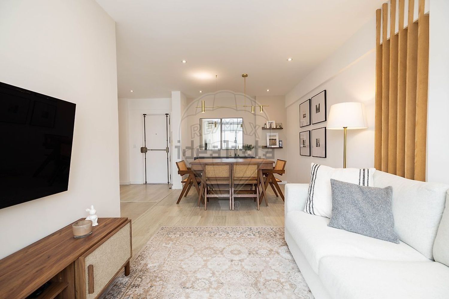 出租公寓 t2在Praceta João de Deus - 客厅