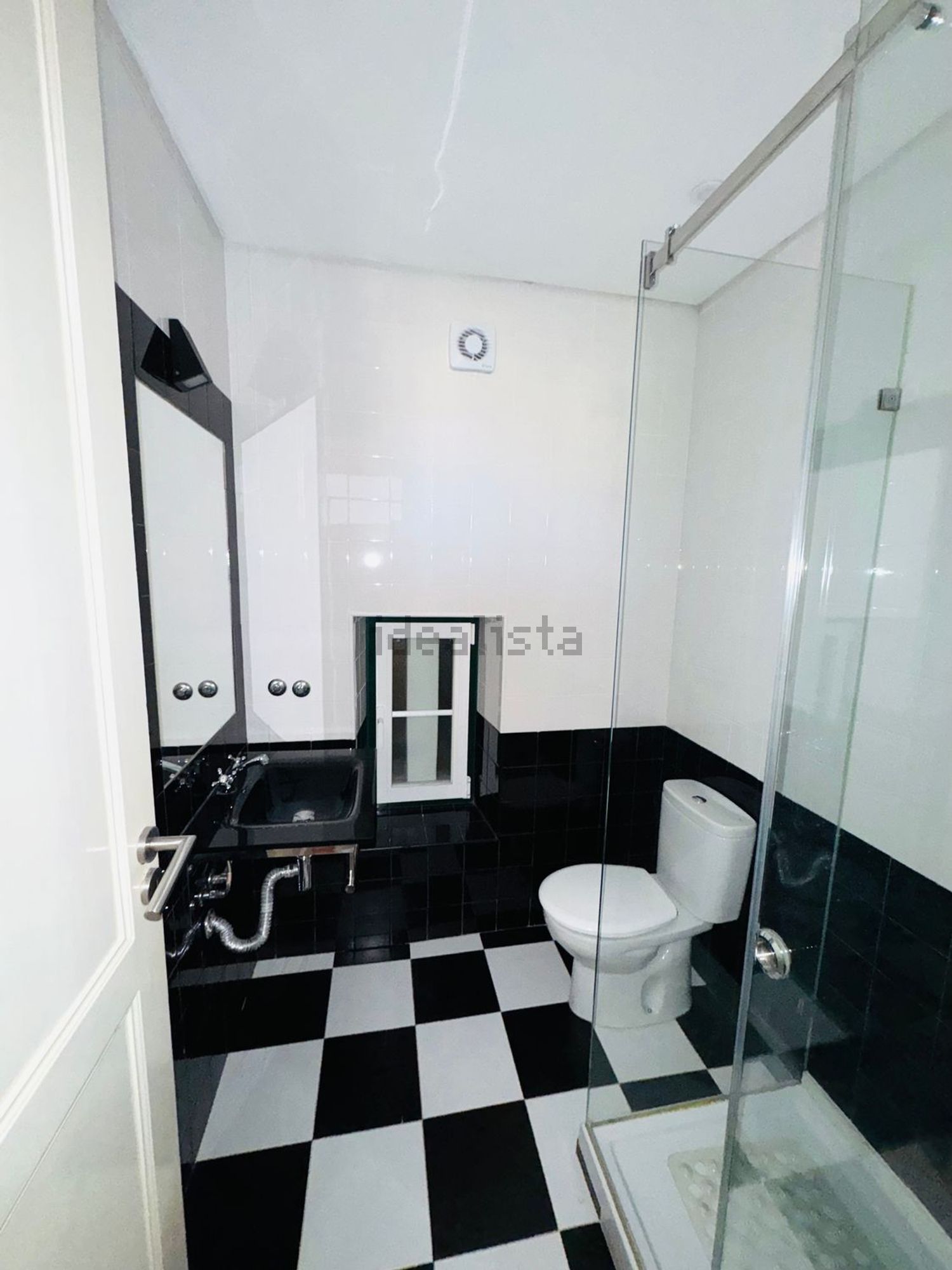 出租公寓 t4在Rua Doutor Alfredo da Costa, 92 - 卫生间