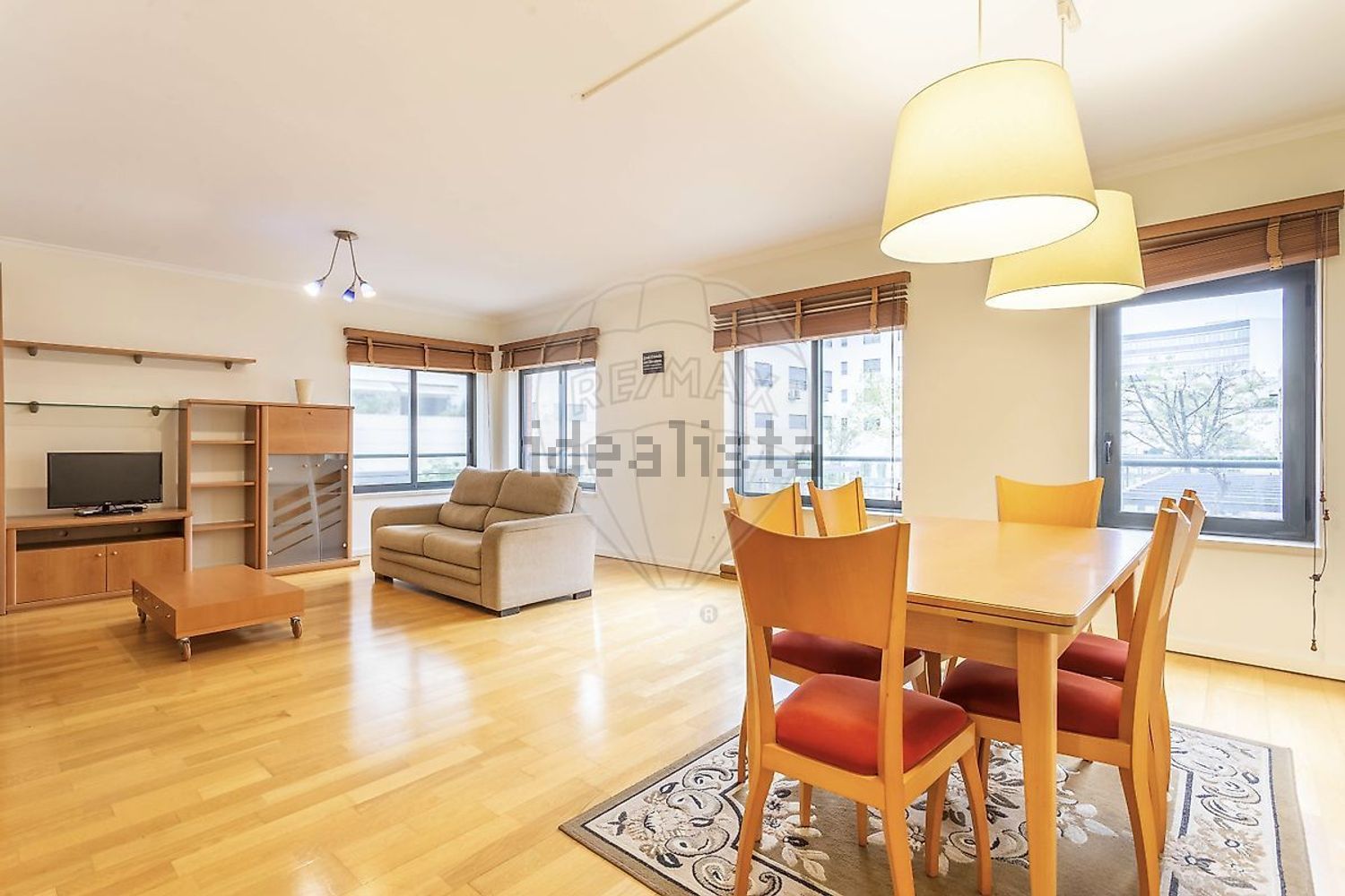 出租公寓 t2在Avenida de Pádua - 客厅