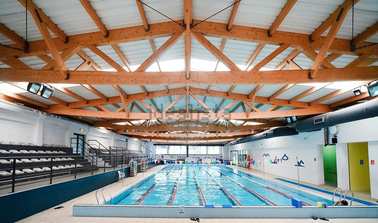 公寓 t3出售在Rua Júlio Dinis - 游泳池