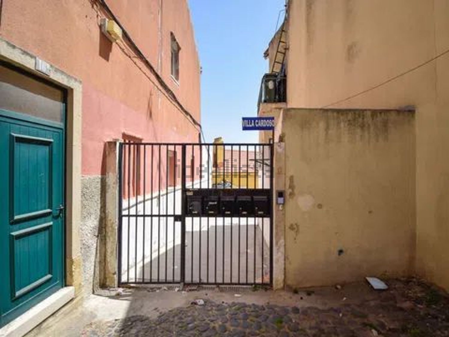 双拼别墅出售在Rua António Luis Inácio, 12 - 视线