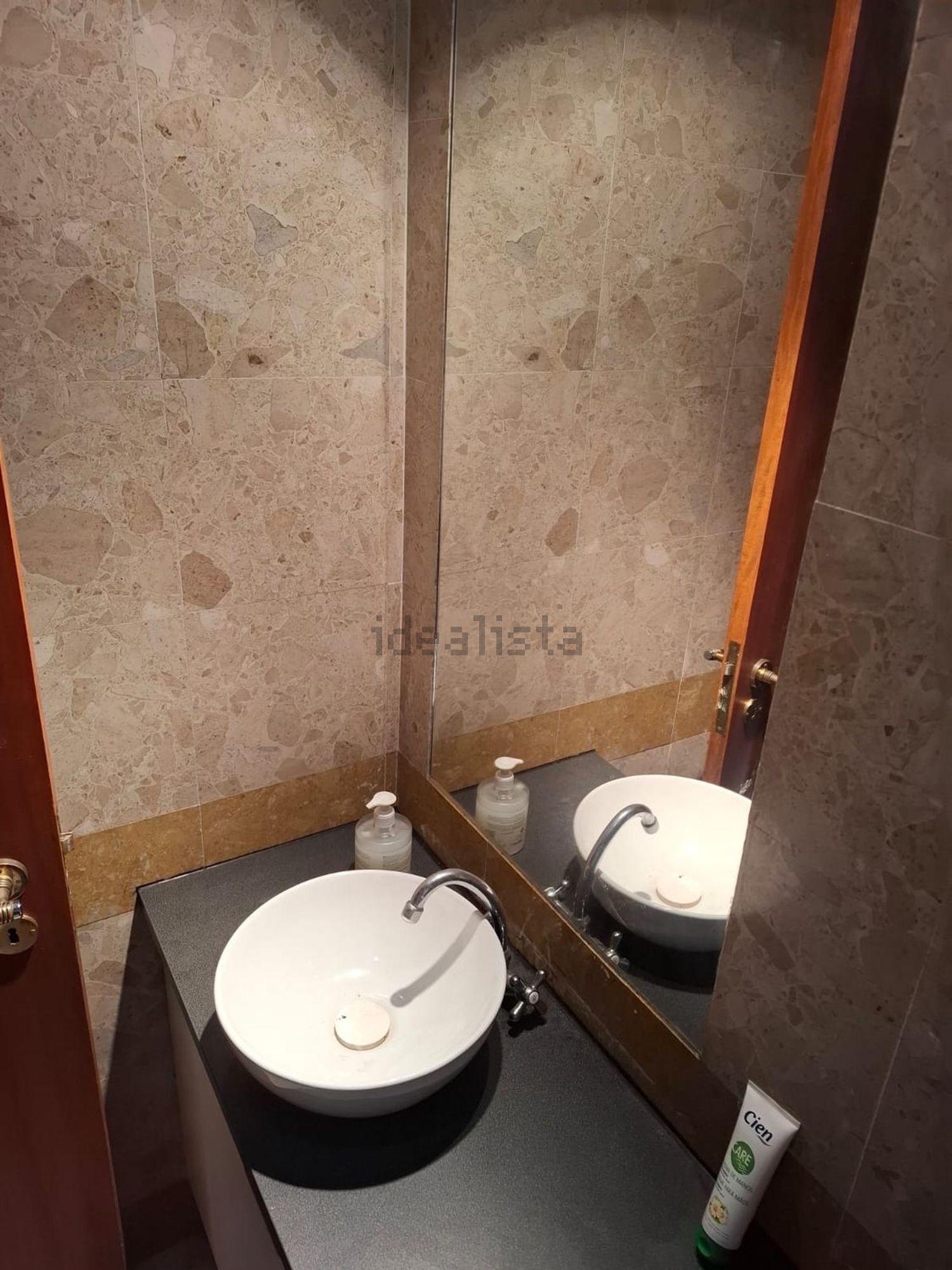 复式公寓出售在Rua Sousa Viterbo, 46 - 卫生间