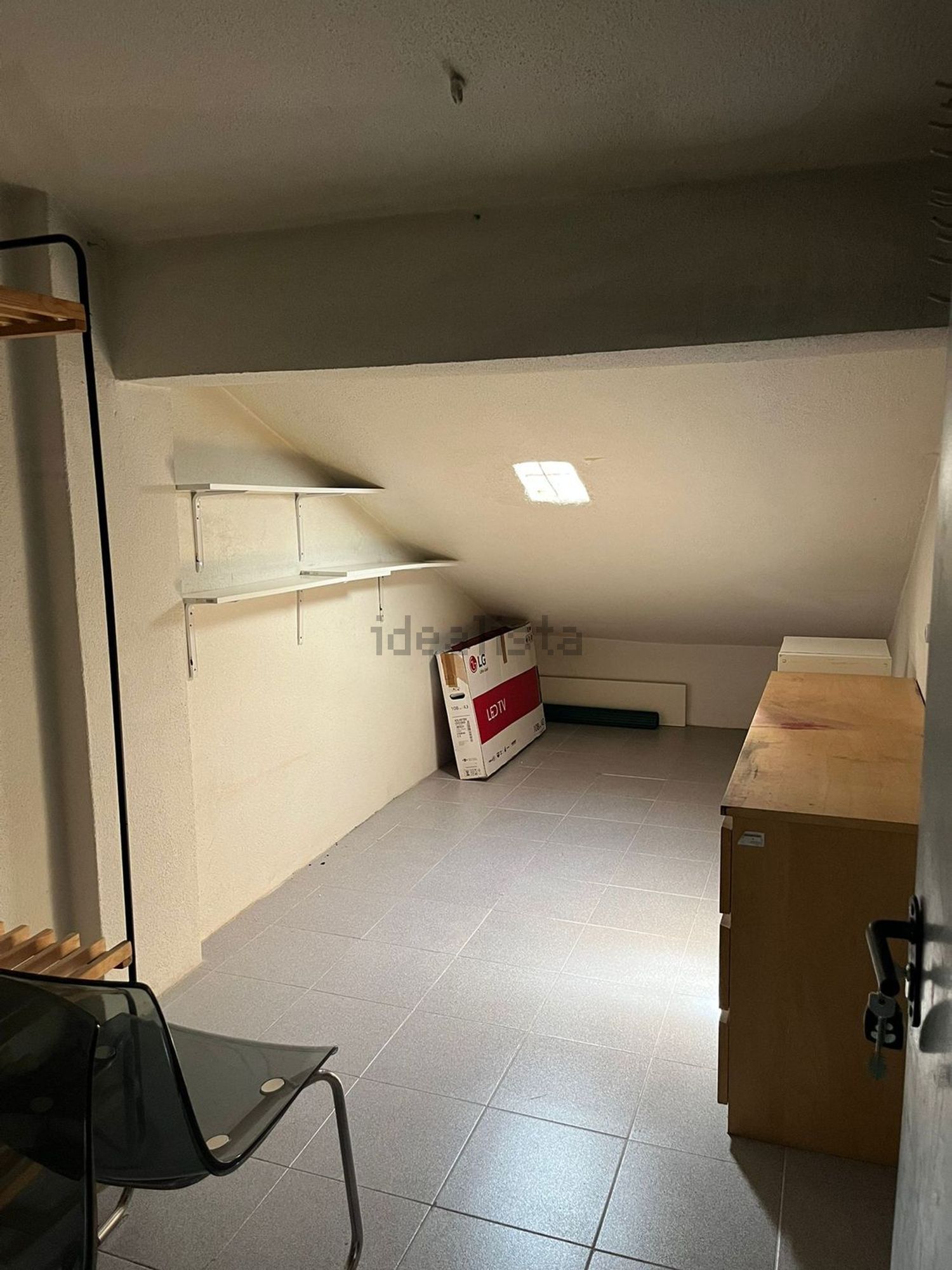 出租公寓 t3在Rua de França, 14 - 储藏室