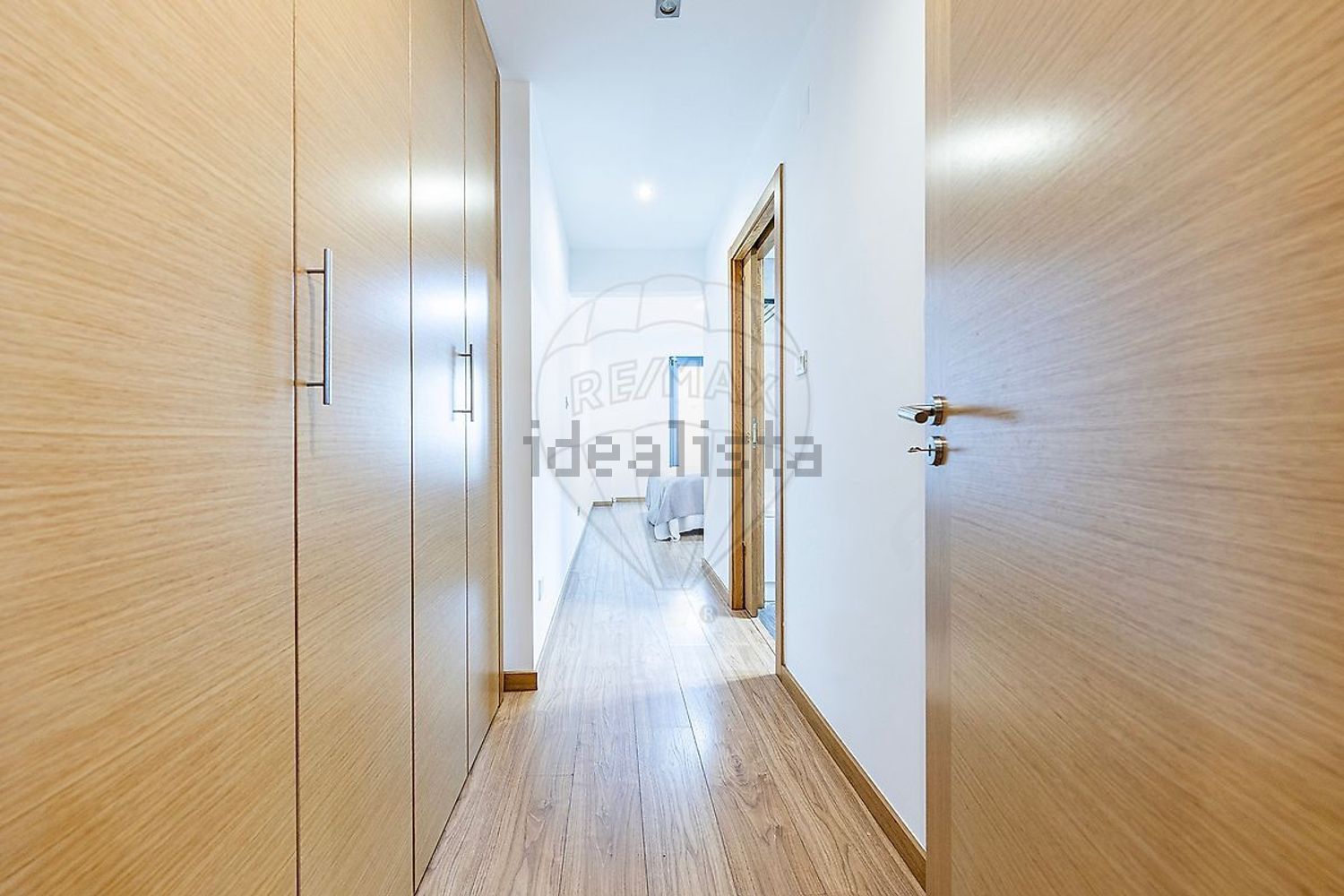 公寓 t3出售在Avenida Diogo Cão - 过道