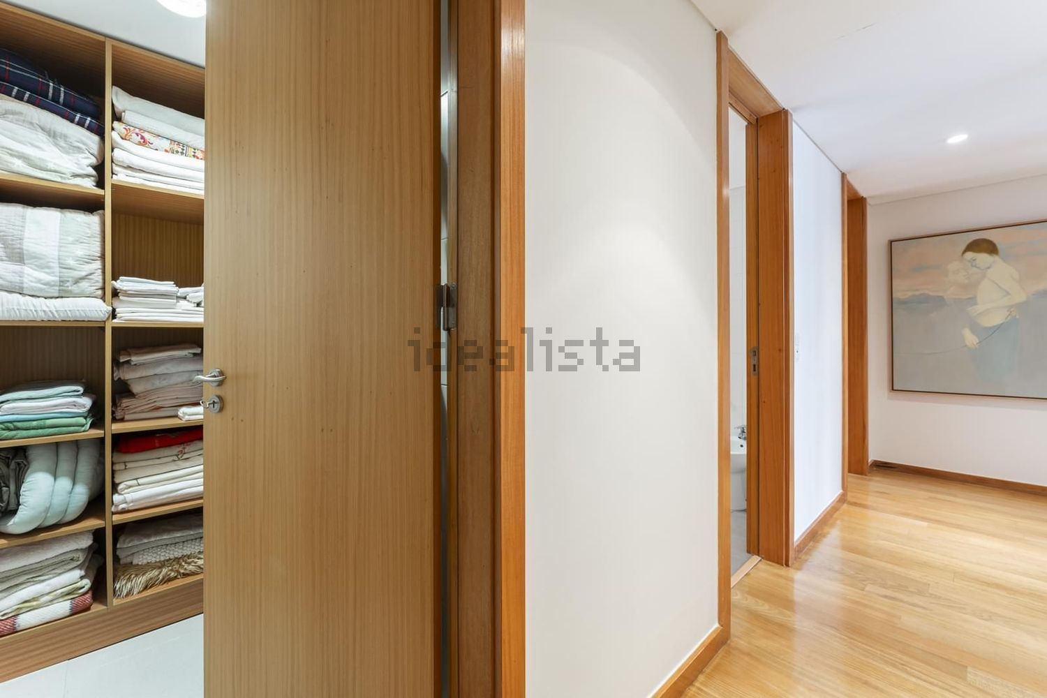 公寓 t4出售在Rua da Nau Catrineta - 过道