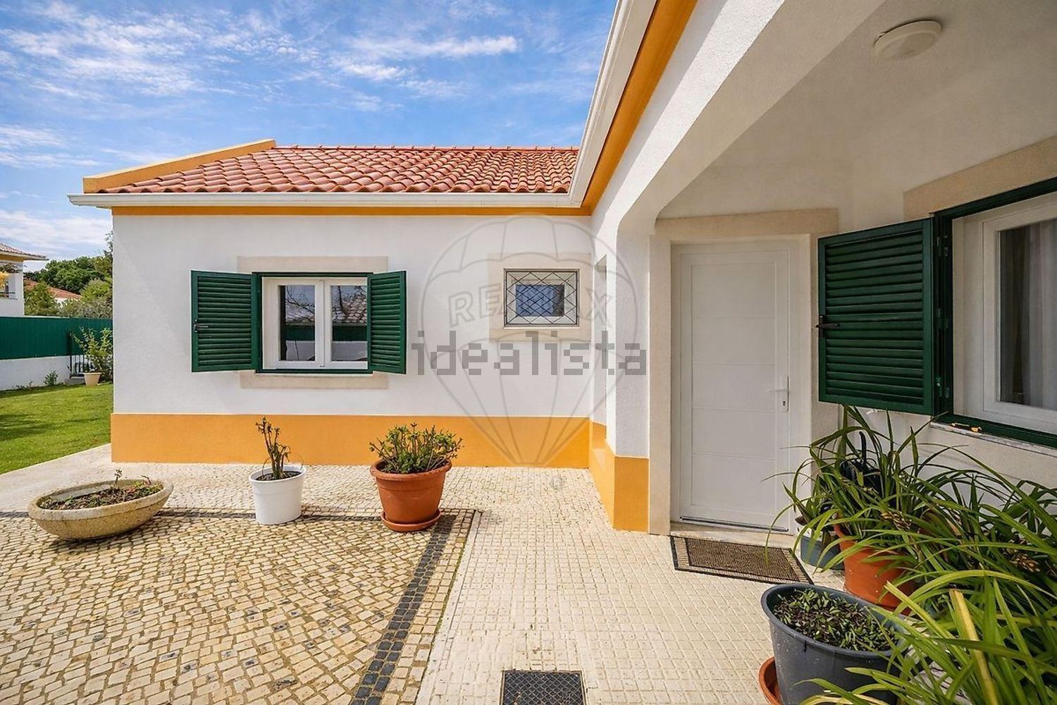 小楼房或独栋别墅出售在Rua Doutor Francisco Gonçalves de Oliveira - 外立面