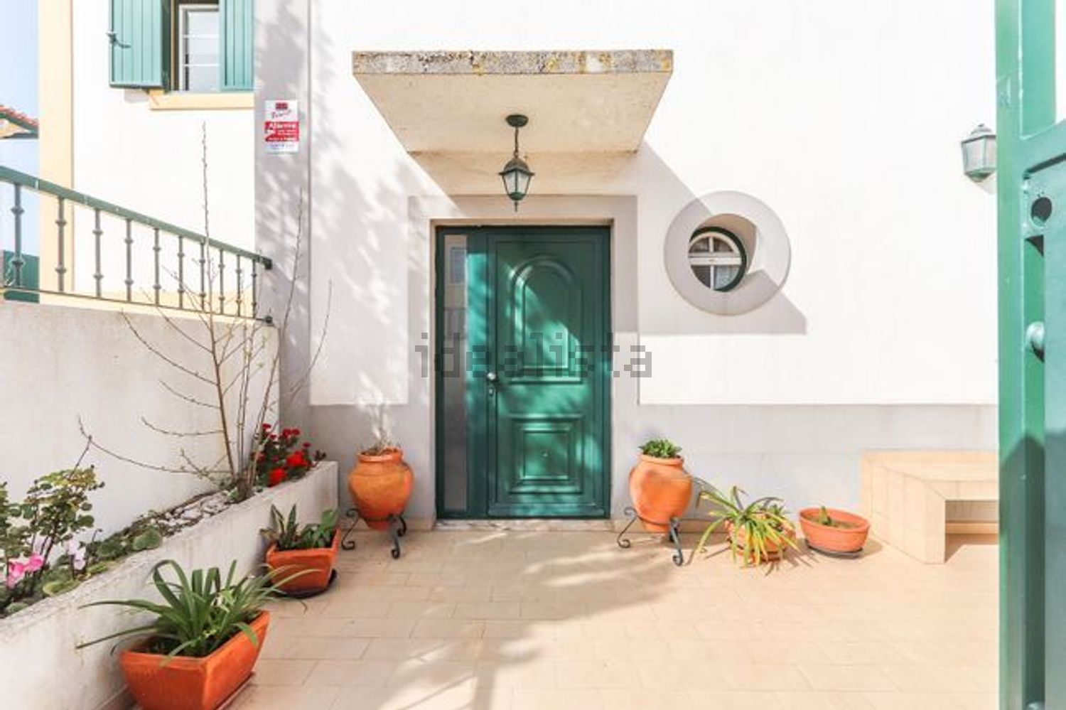 小楼房或独栋别墅出售在Praceta Santo António - 阳台