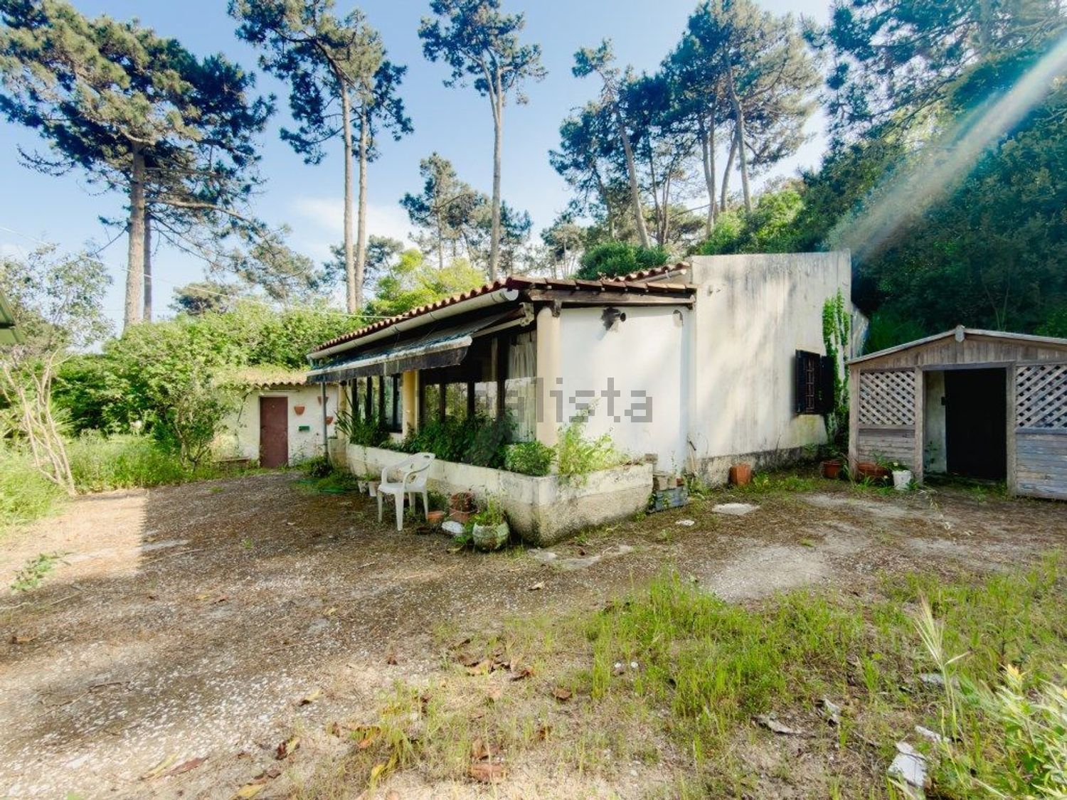 小楼房或独栋别墅出售在Rua do Cabeço do Barro - 外立面