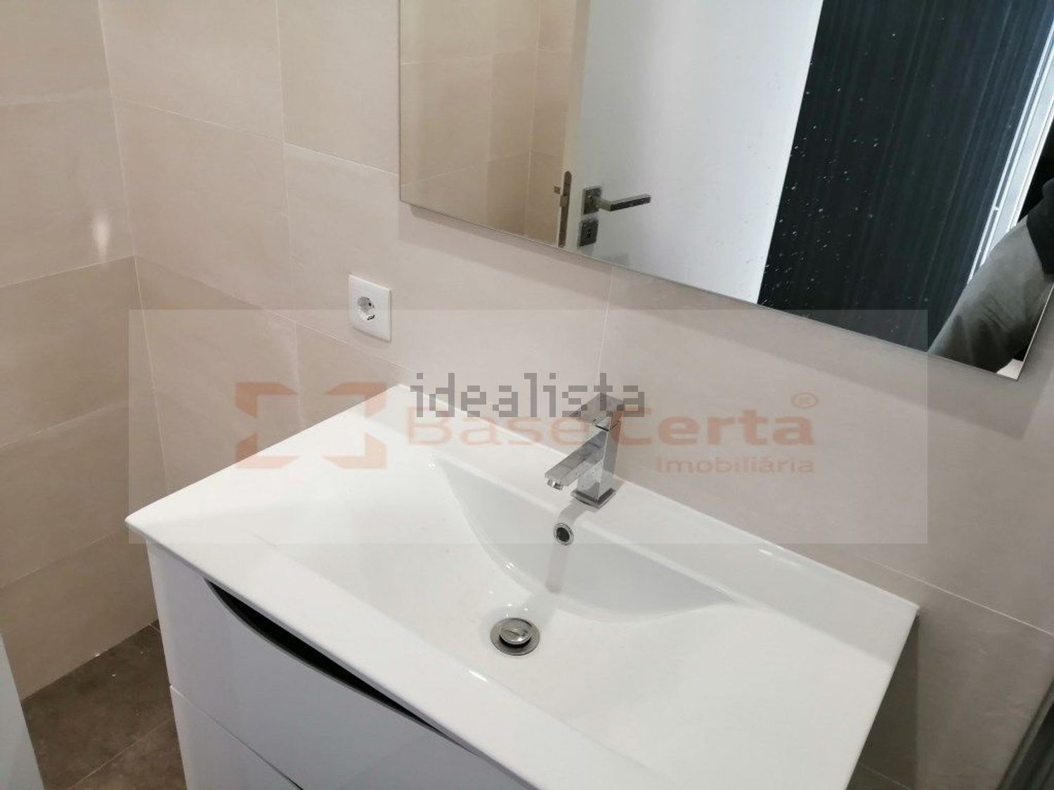 公寓 t3出售在Rua Alberto de Serpa - 卫生间