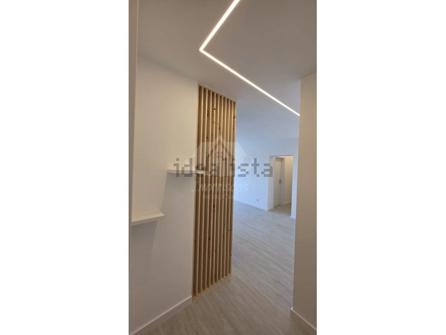 公寓 t3出售在Rua Cidade de Bolama - 前厅