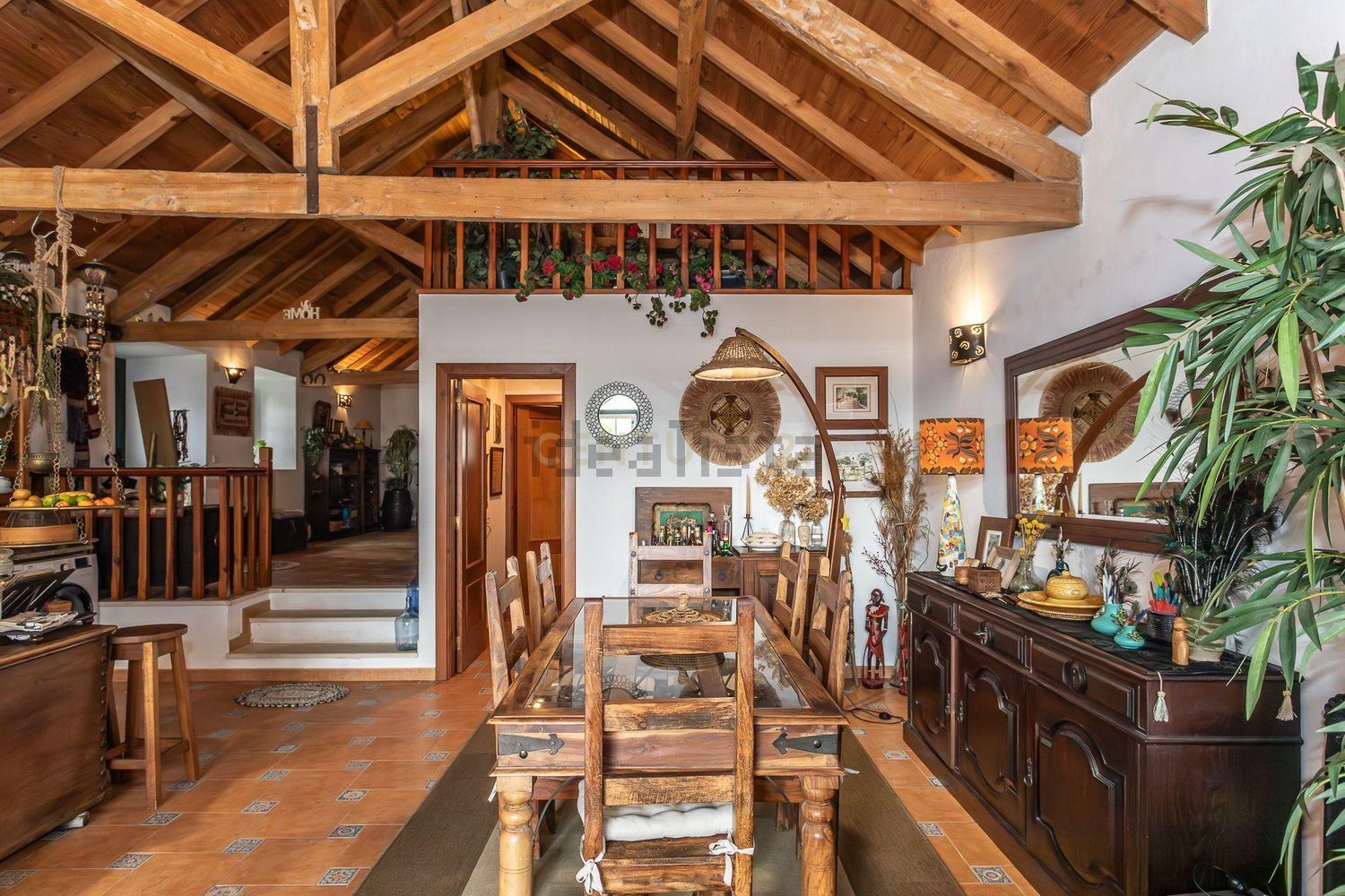 小楼房或独栋别墅出售在Rua Nossa Senhora dos Remédios, 32 - 客厅