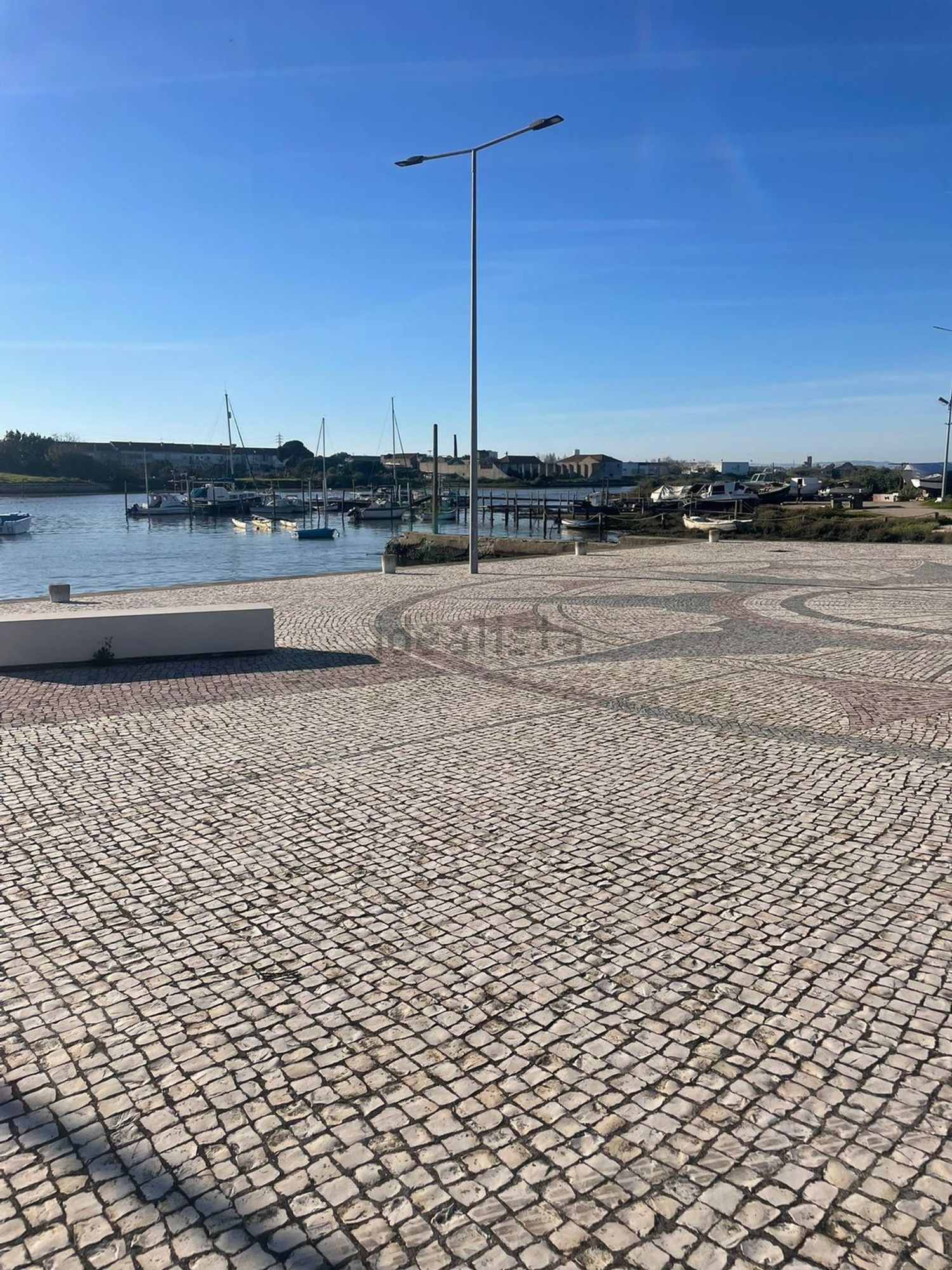 公寓 t2出售在Rua Arnaldo Cortiço - 视线