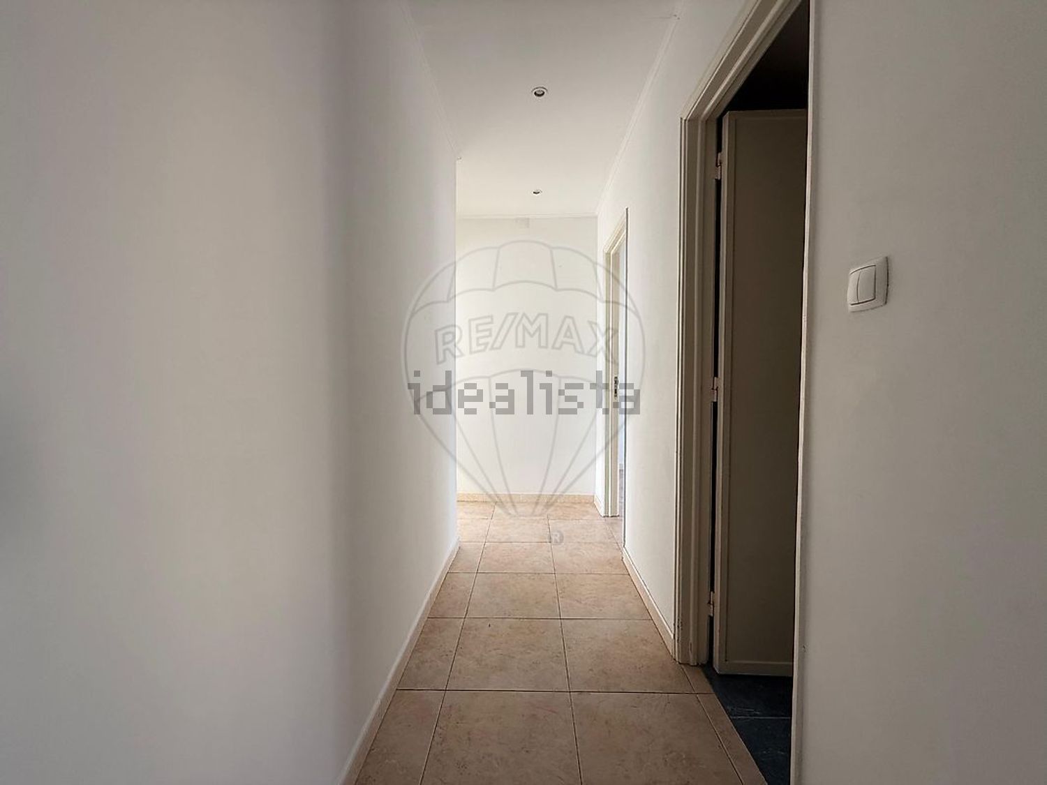 出租公寓 t2Alto do Varejão - 过道