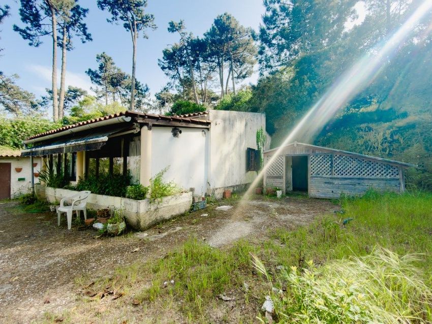 小楼房或独栋别墅出售在Rua do Cabeço do Barro