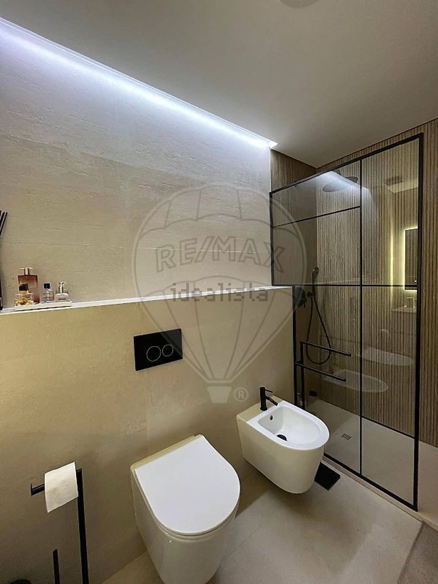 出租公寓 t2在Póvoa de Santa Iria e Forte da Casa - 卫生间