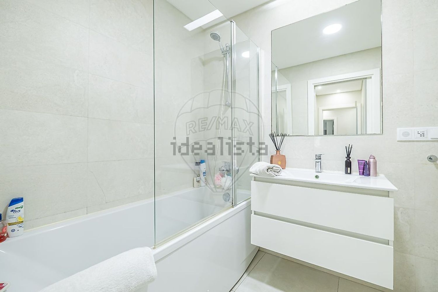 公寓 t3出售在Rua 25 de Abril de 1974 - 卫生间