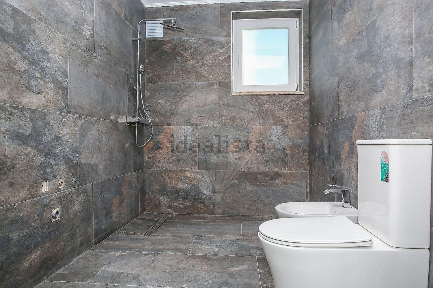 小楼房或独栋别墅出售在Carnota - 卫生间