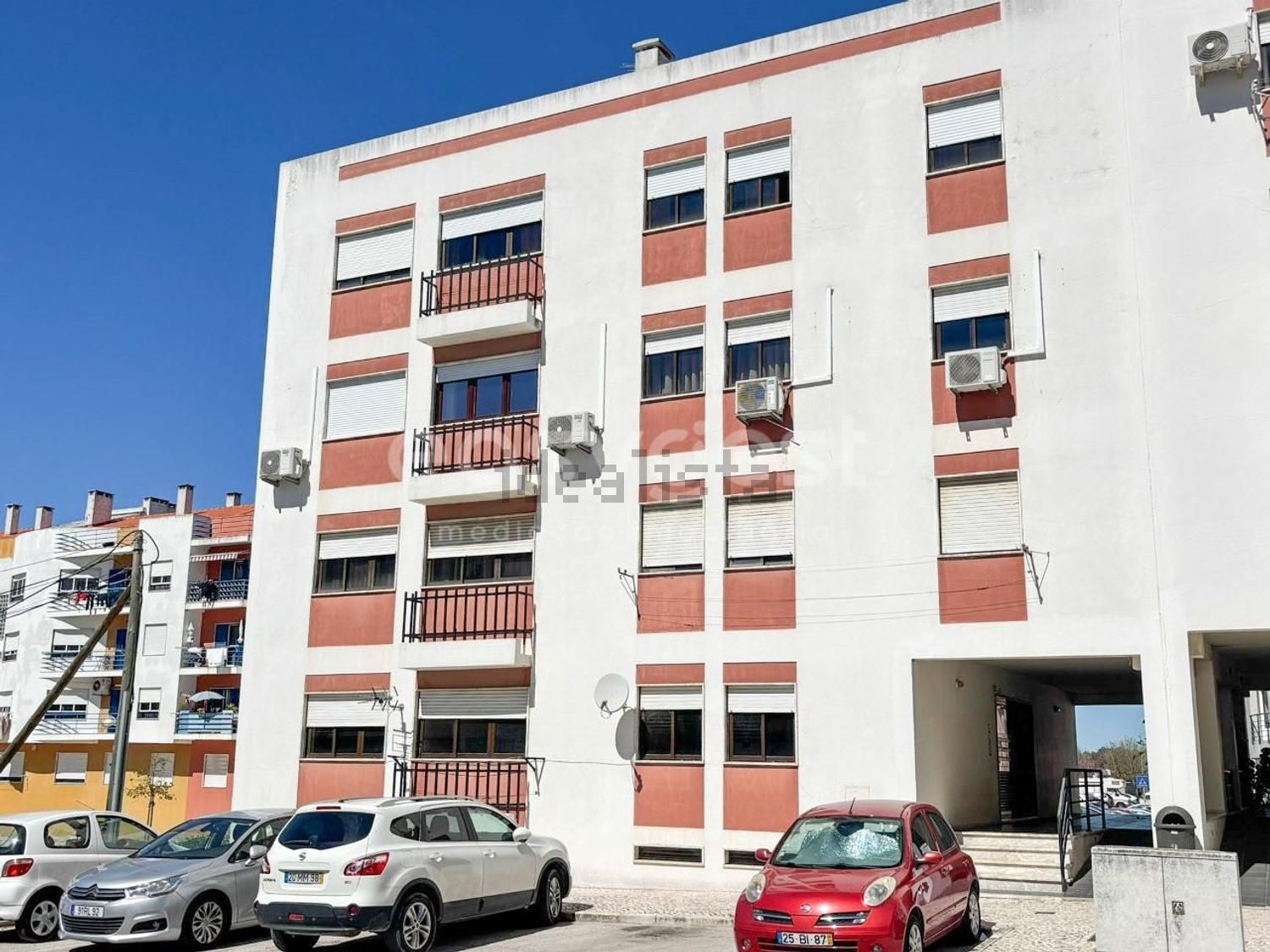 公寓 t2出售在Moita - 外立面