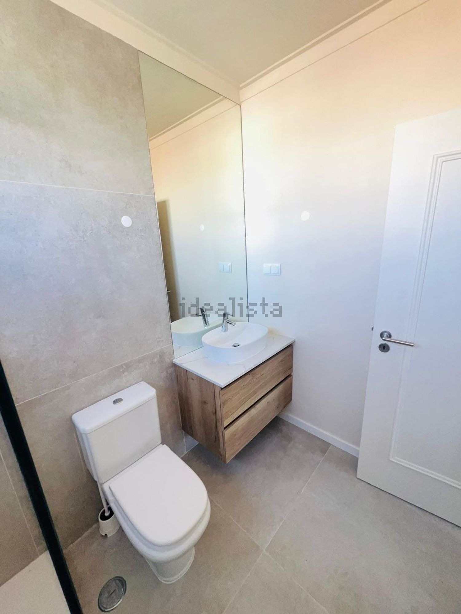 出租公寓 t3在Rua Alfredo Guisado, 14 - 卫生间