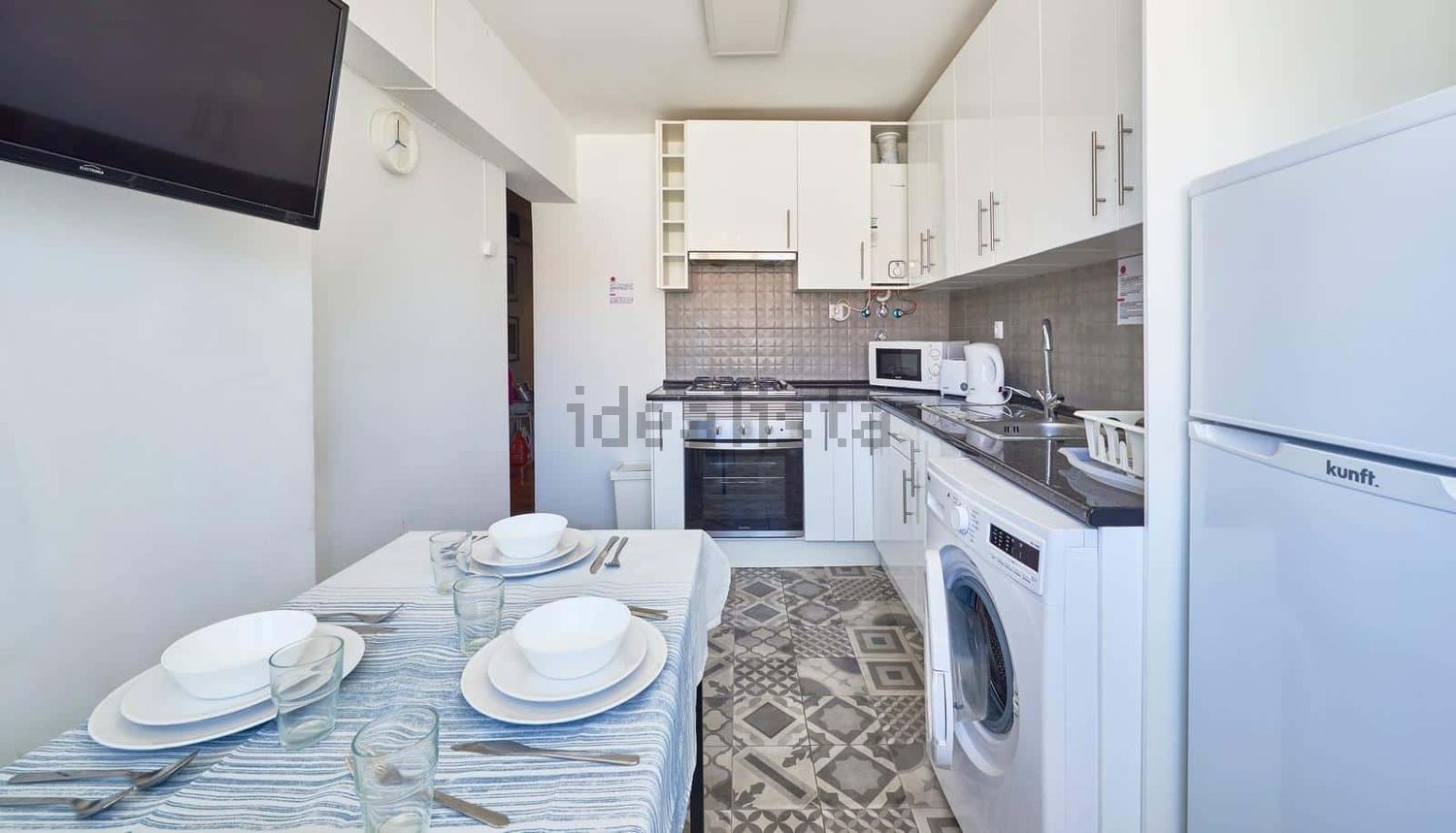 出租房间在Rua Capitão-Mor Lopes Sequeira s/n - 厨房