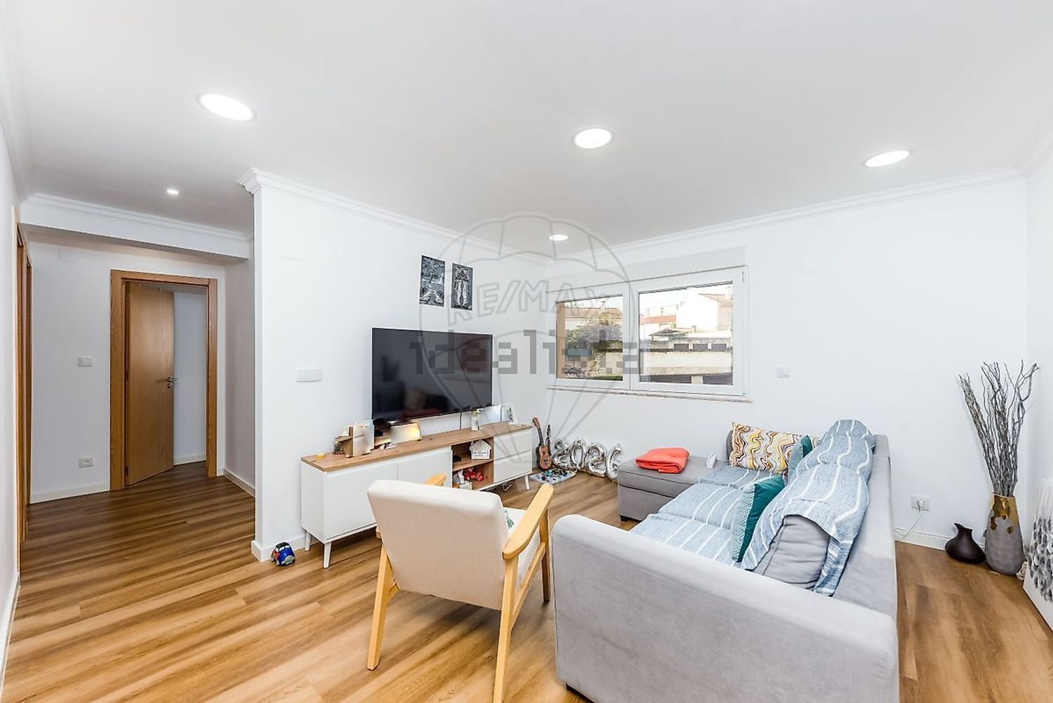 公寓 t4出售在Rua Capitão Tenente Oliveira e Carmo - 客厅