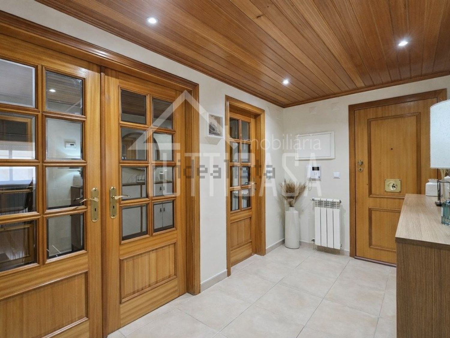 公寓 t2出售在Rua Francisco Pereira Júnior - 前厅