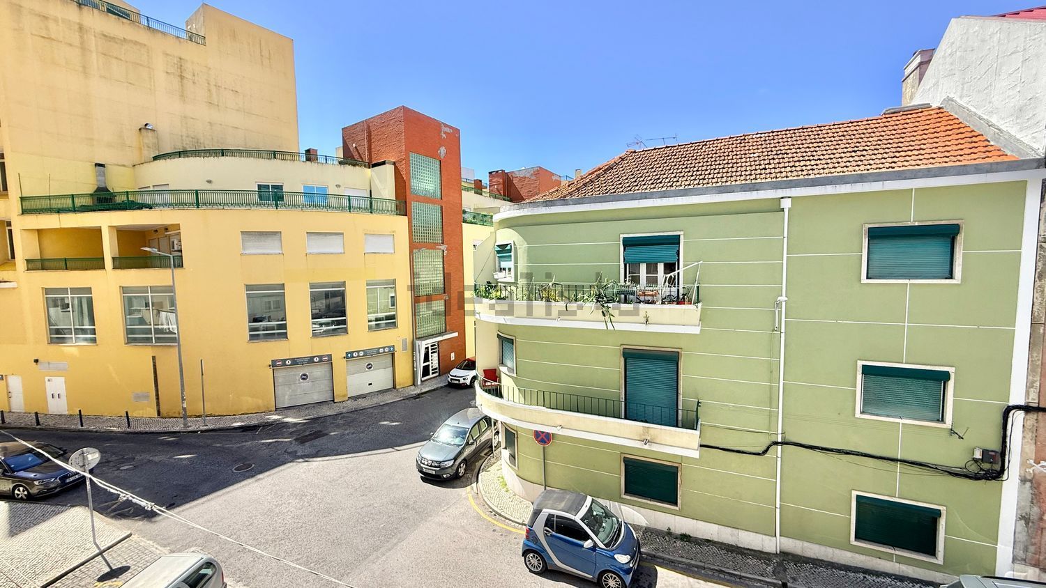 公寓 t2出售在Rua São Pedro, 9 - 外立面