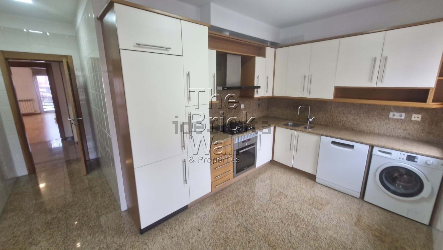 出租公寓 t3在Alto dos Moinhos - 厨房