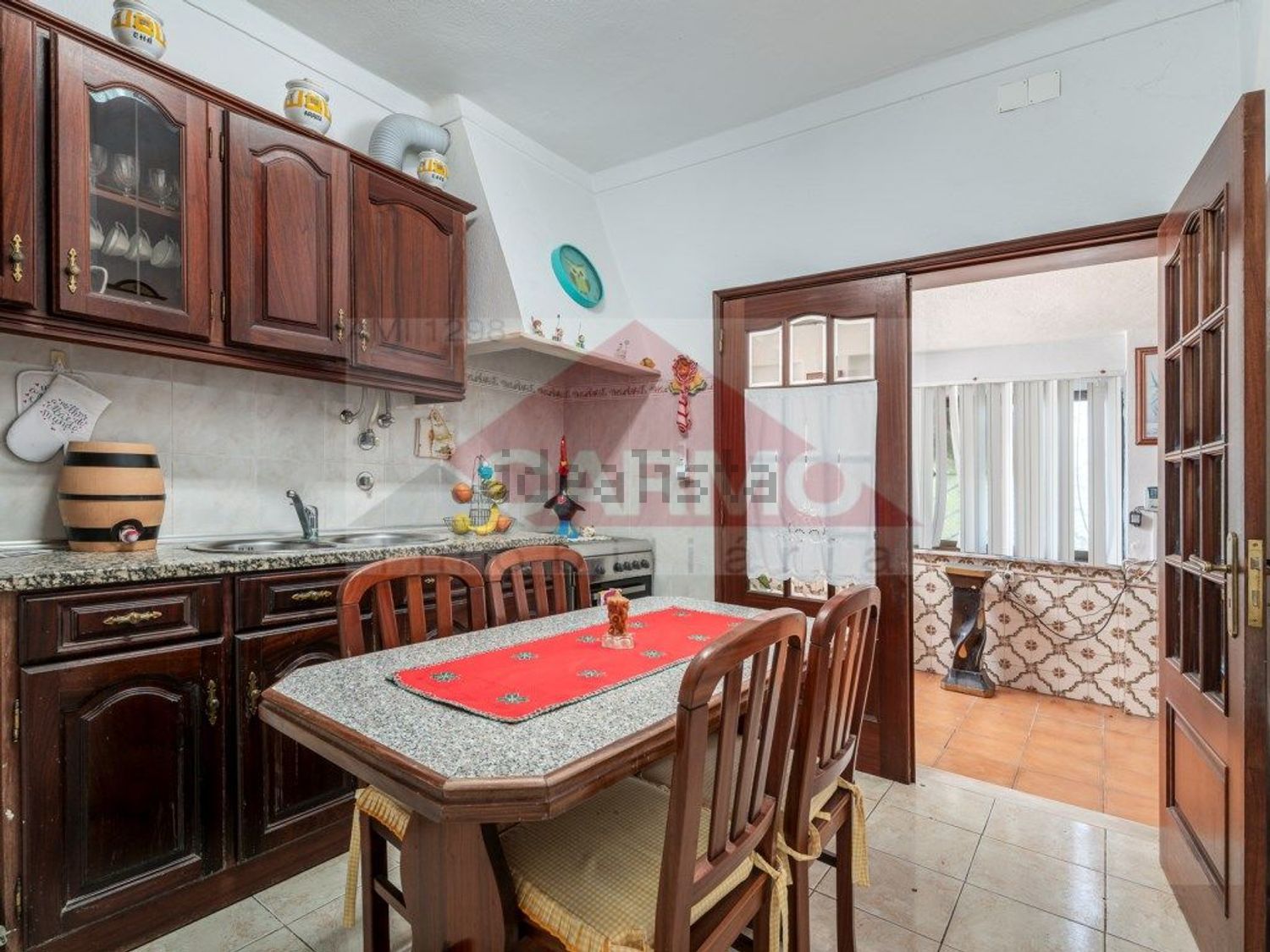 小楼房或独栋别墅出售在Atalaia e Alto Estanqueiro - Jardia - 厨房