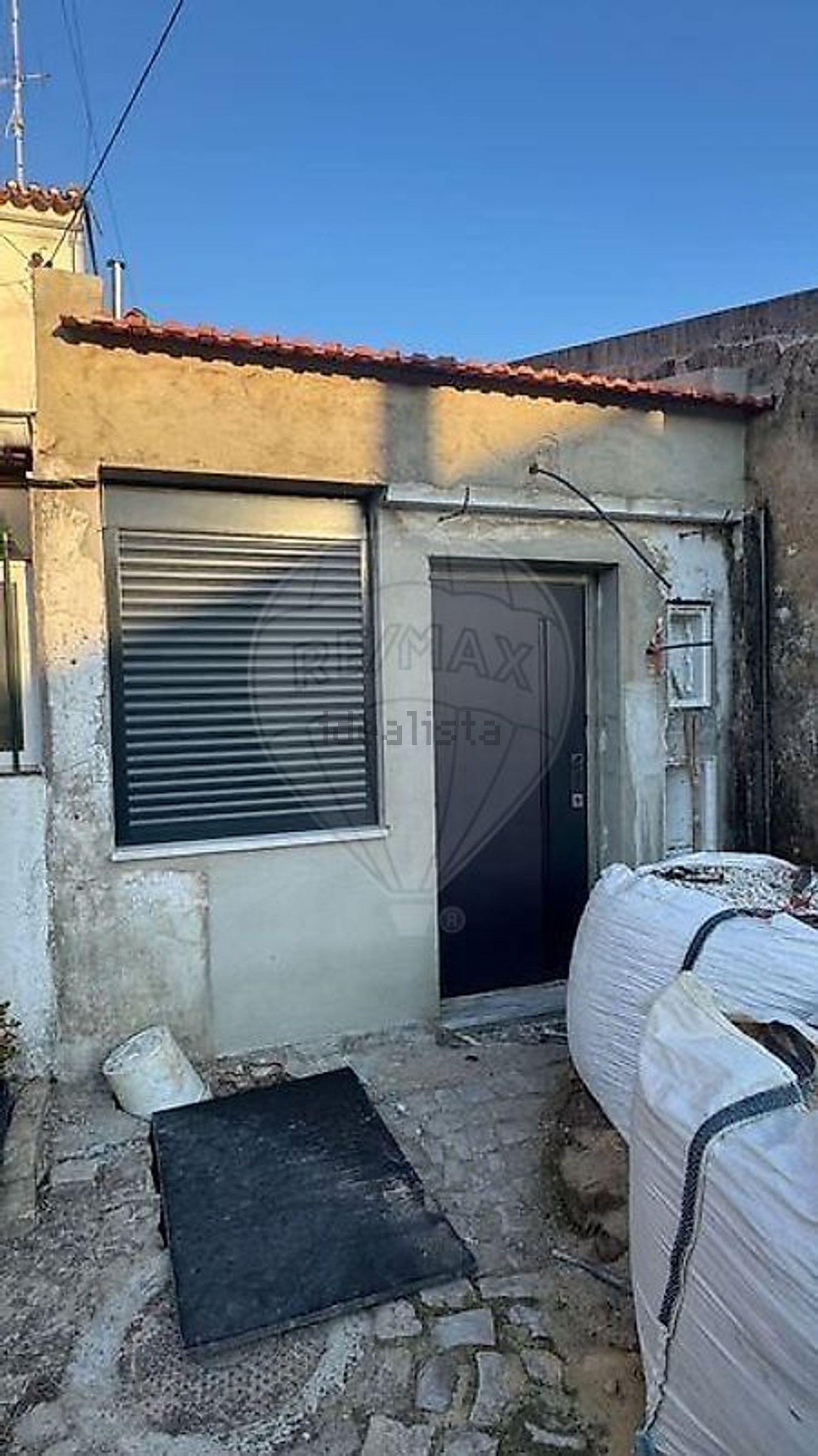 小楼房或独栋别墅出售在Largo Castelo Picado - 照片