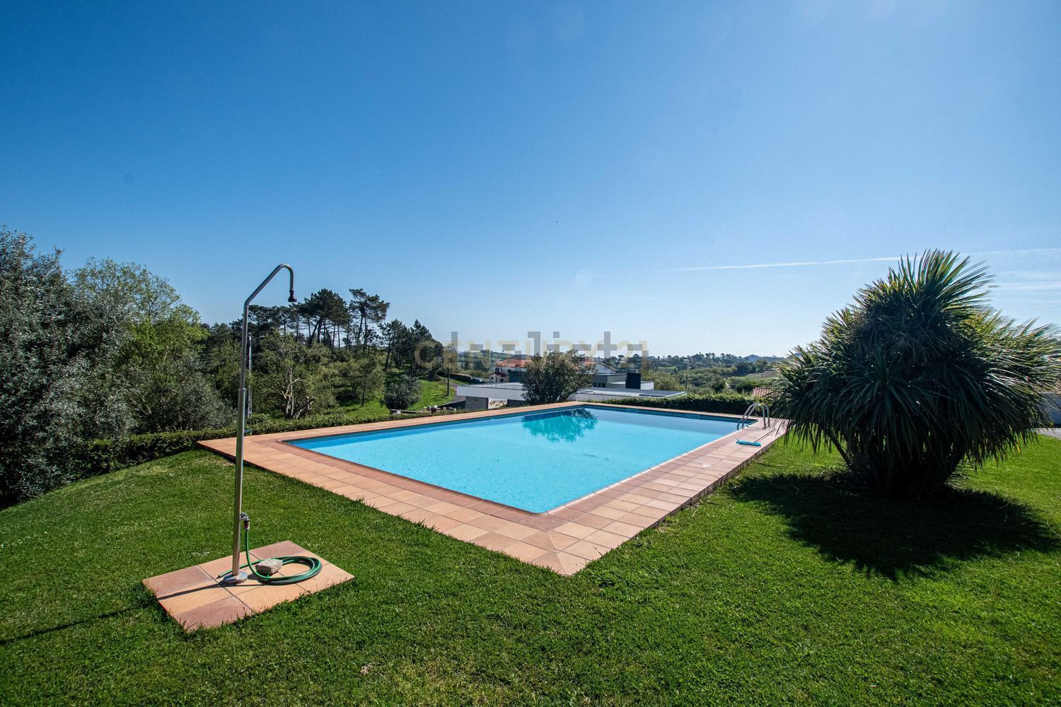 联排别墅出售在Venda do Pinheiro e Santo Estêvão das Galés - 游泳池