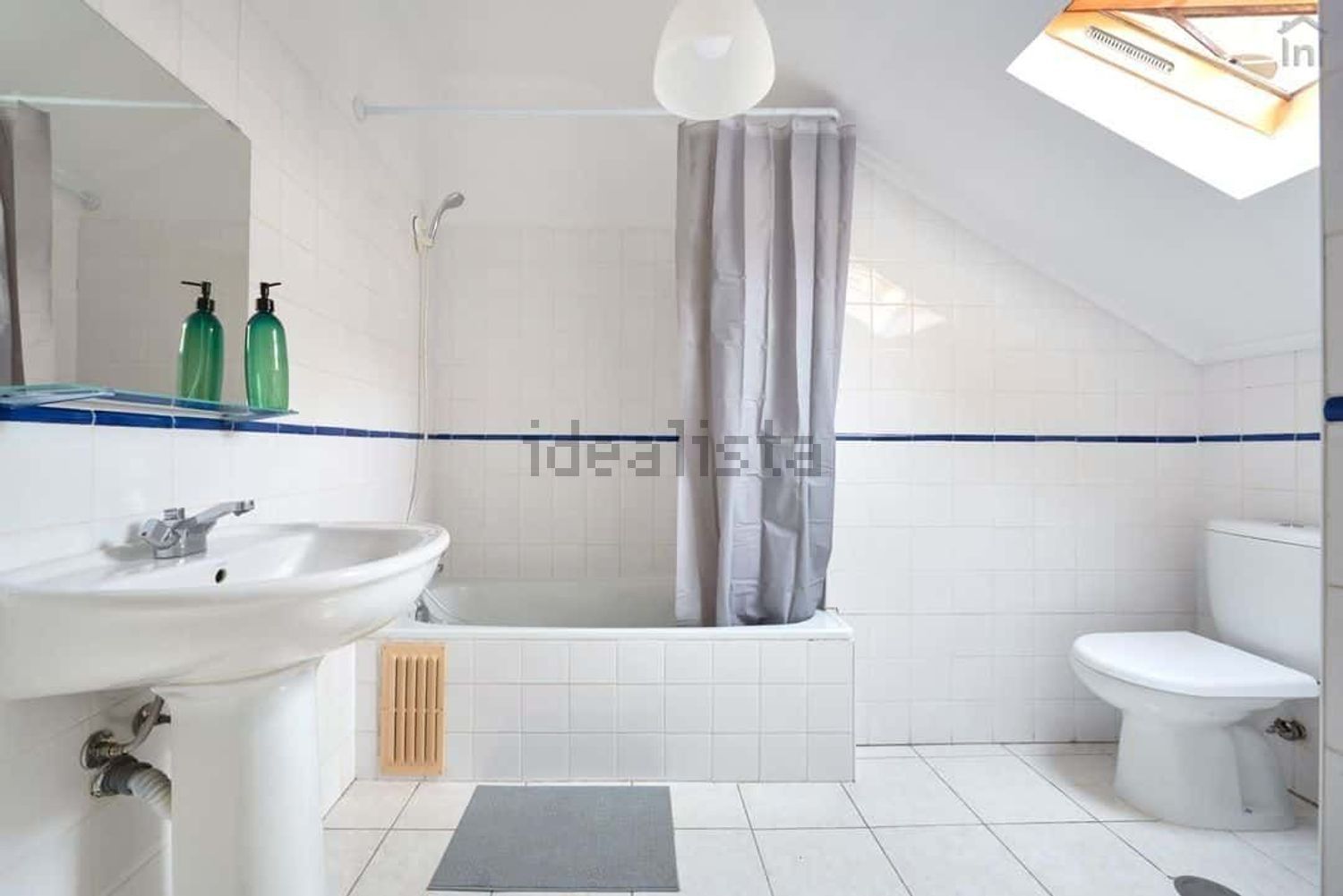 出租房间在Rua São José, 93 - 卫生间