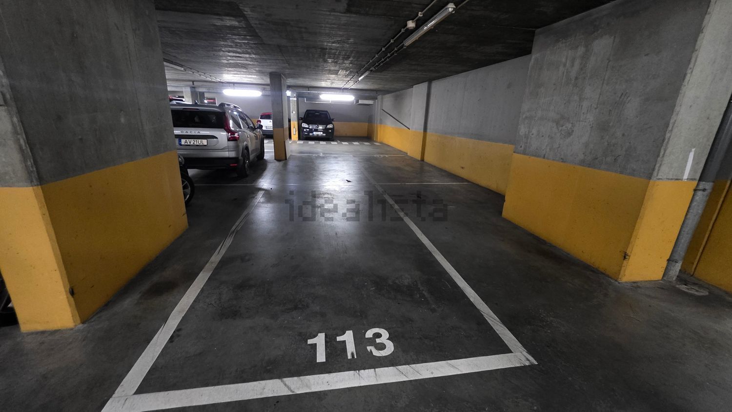 出租公寓 t1在Rua Martin Luther King, 10 - 停车位