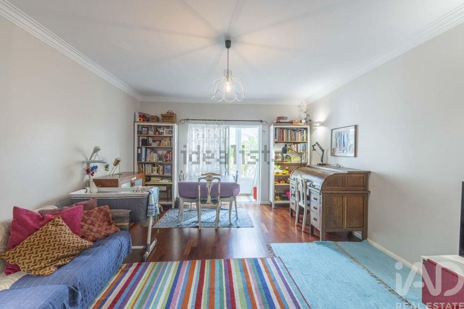 小楼房或独栋别墅出售在Penedo - Matarraque - 客厅