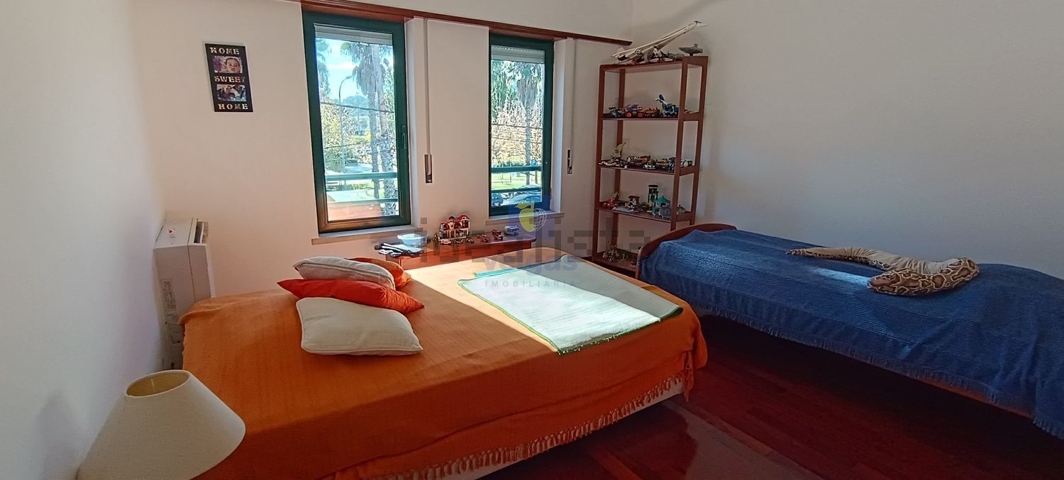 出租小楼房或别墅在Centro - 卧室