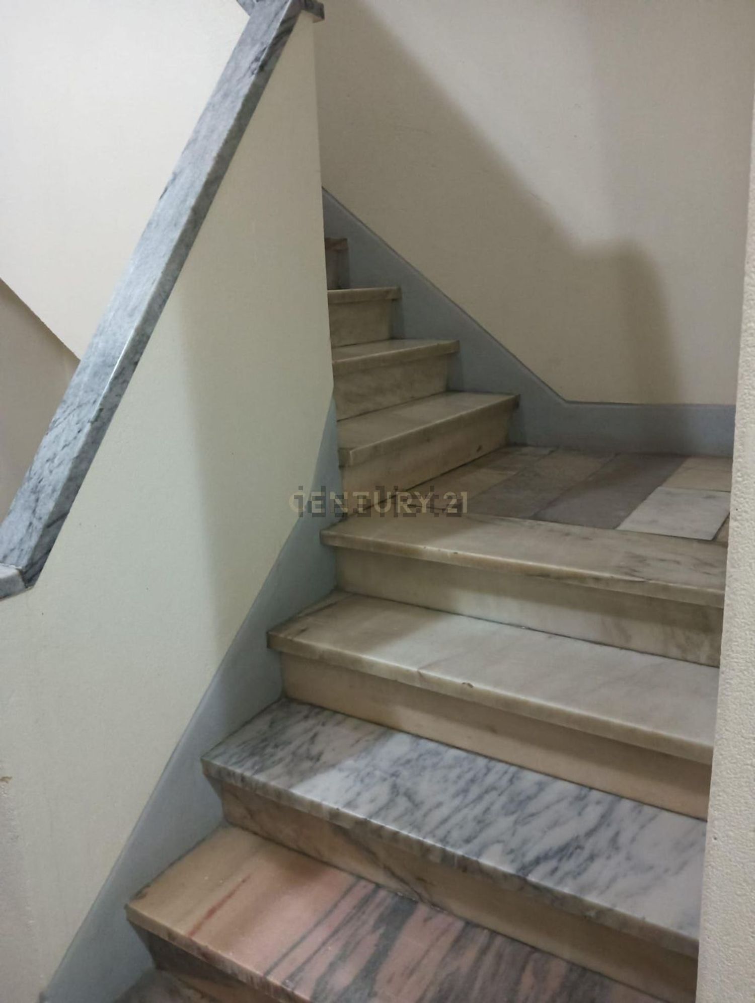 出租公寓 t1在Rua Dom Dinis, 19 - 详情