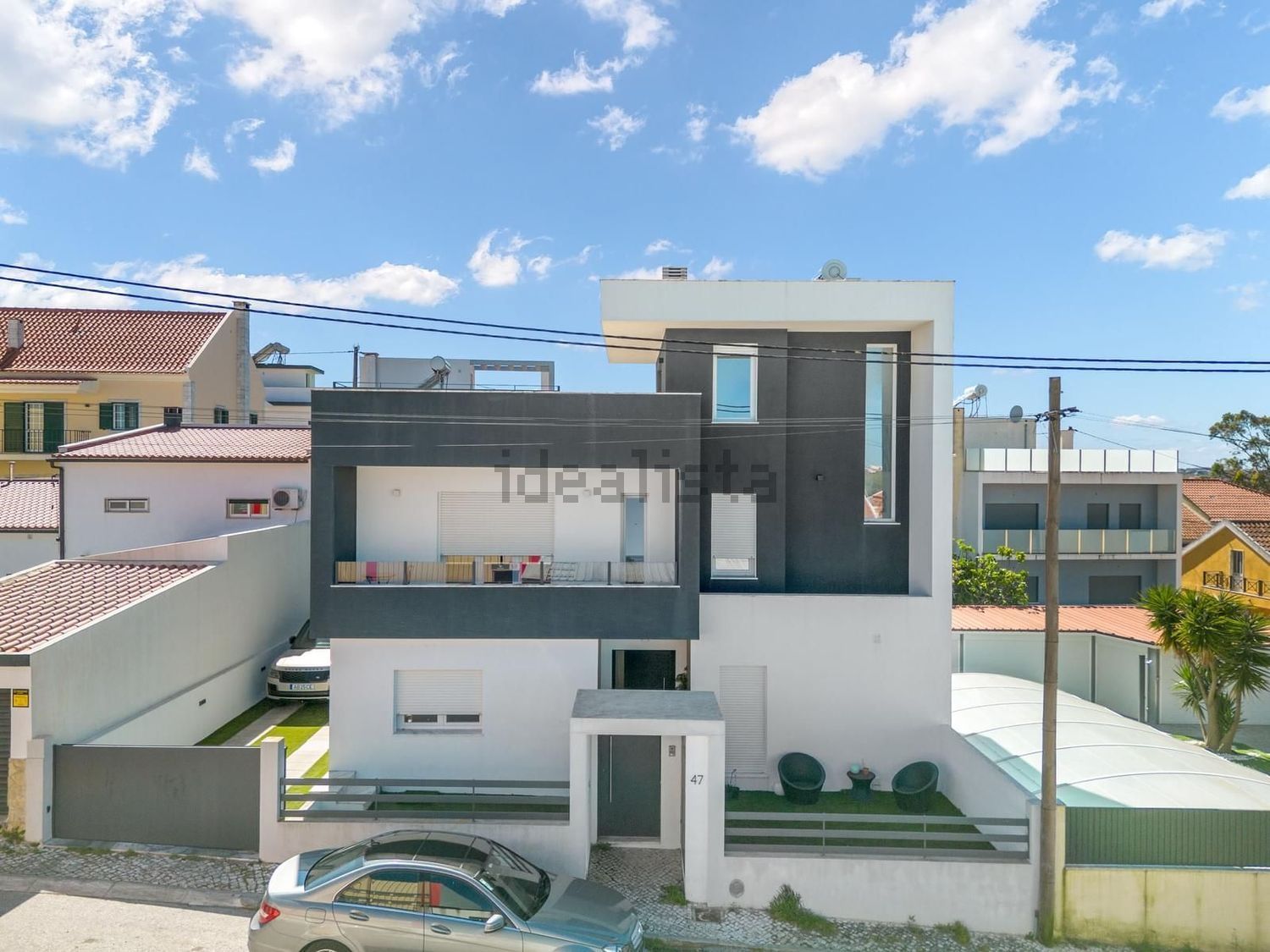 小楼房或独栋别墅出售在Rua Piteira Santos - 外立面