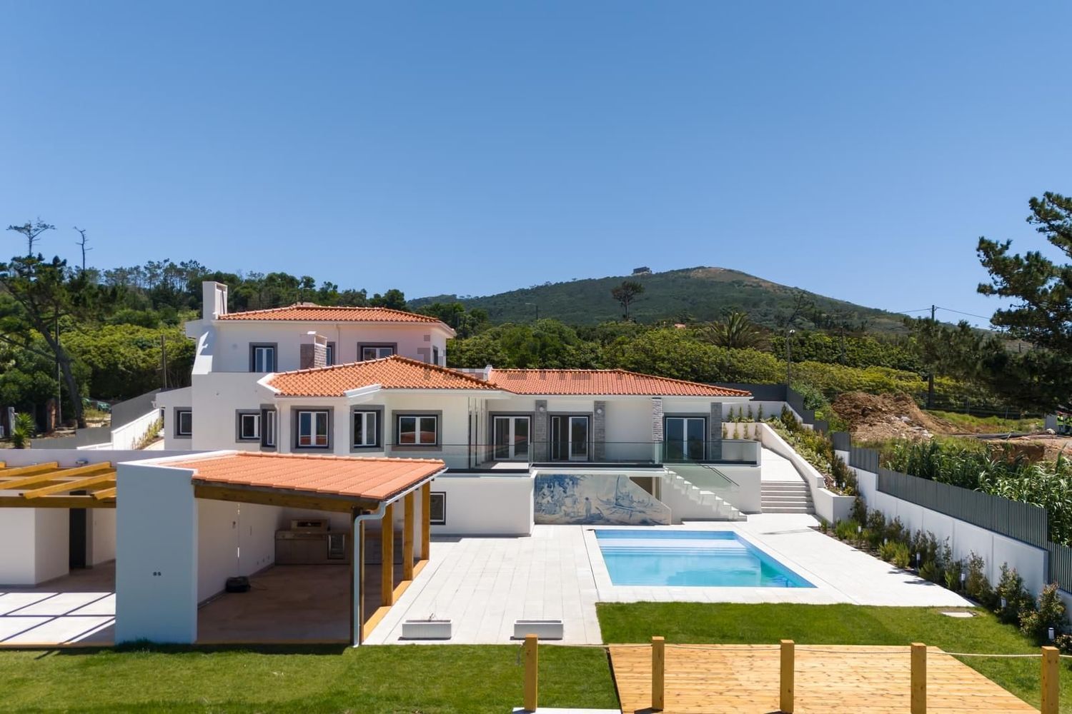 小楼房或独栋别墅出售在Beco do Algarvio - 游泳池