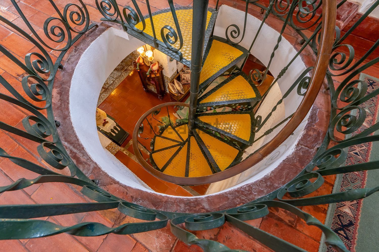 小楼房或独栋别墅出售在Rua Pintor Manuel da Silva - 楼梯