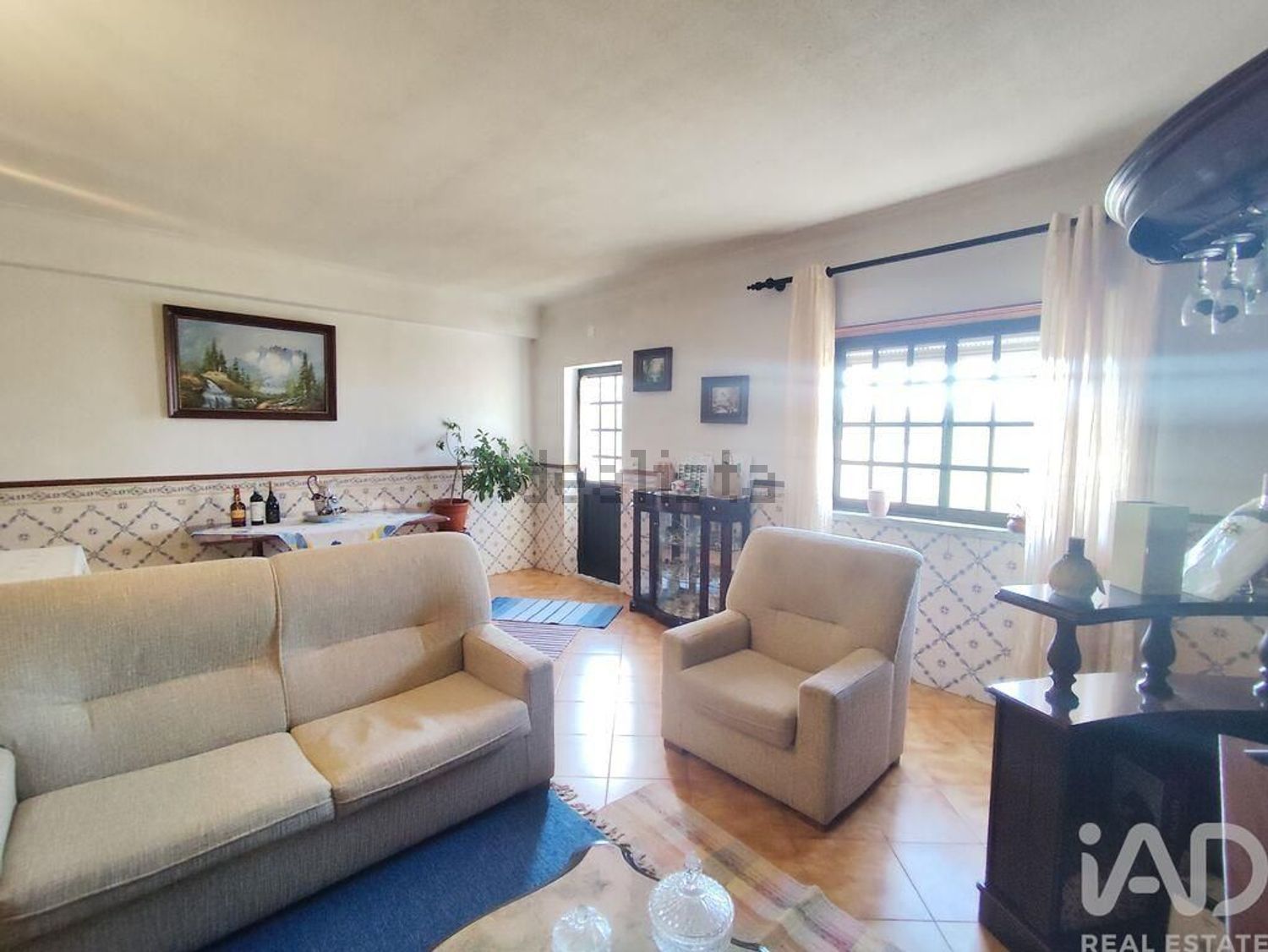 小楼房或独栋别墅出售在Lamas e Cercal - 客厅