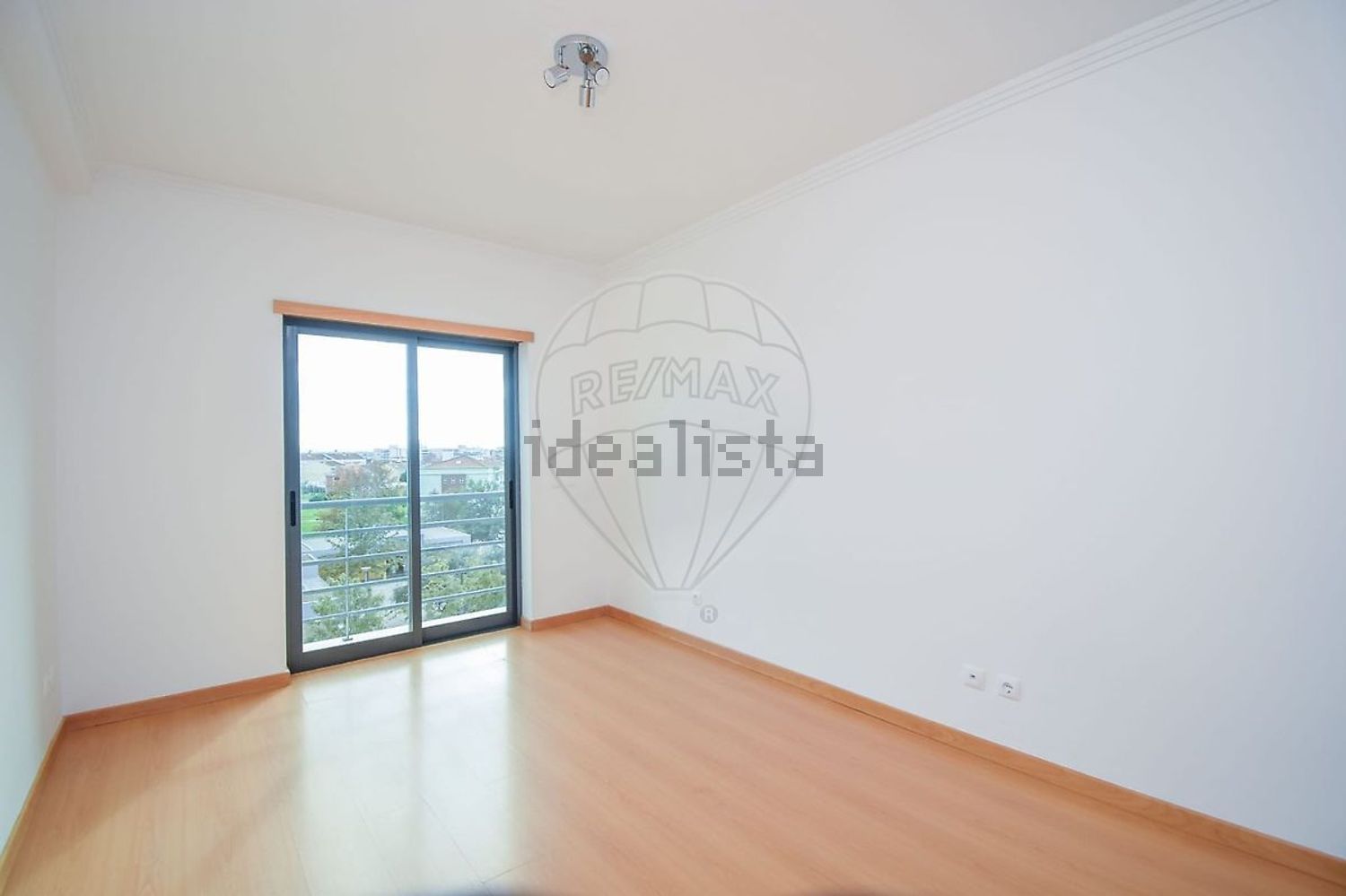 公寓 t4出售在Praça da Concórdia - 居住