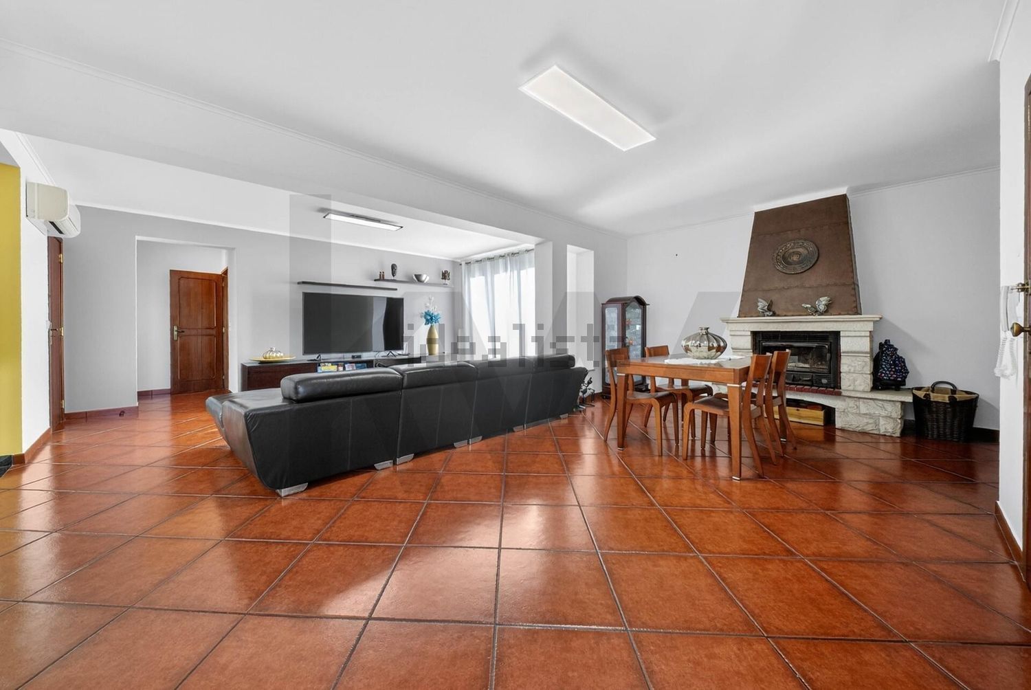 小楼房或独栋别墅出售在Rua da Mesquita s/n - 客厅