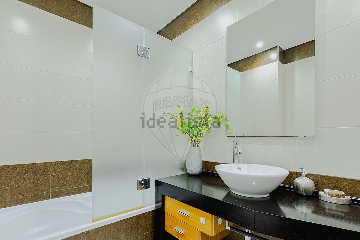 公寓 t3出售在Rua João Félix Rodrigues - 卫生间