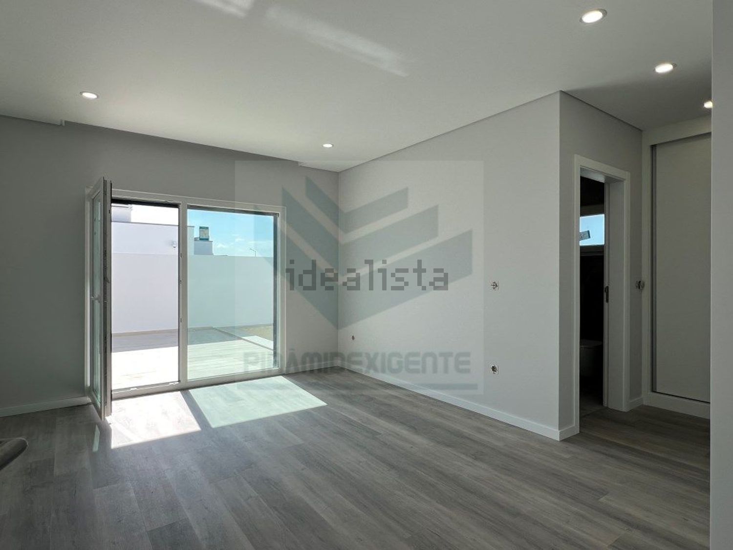 小楼房或独栋别墅出售在Moita - 居住