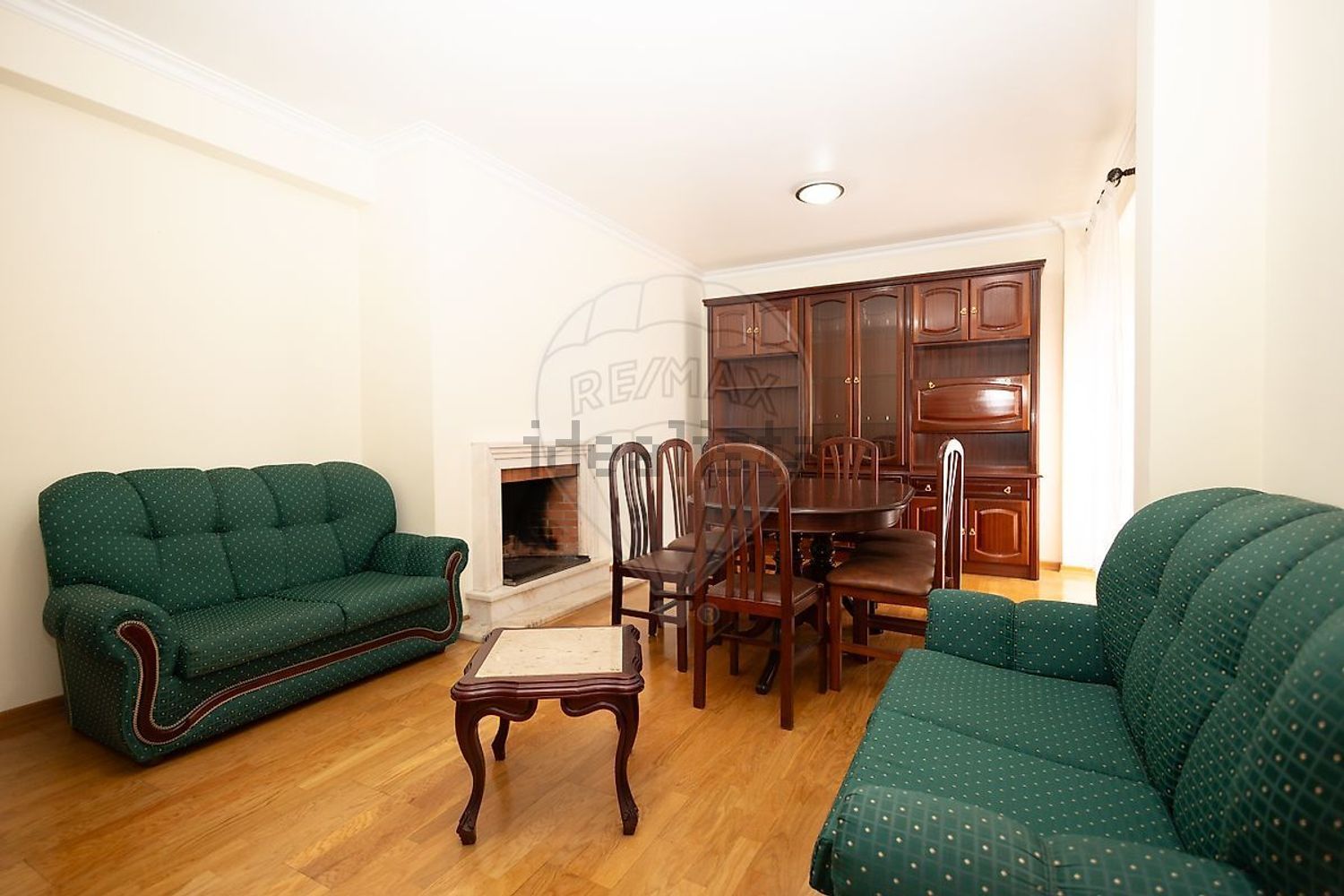 出租公寓 t2在Praceta Libânia do Carmo Galvão - 客厅