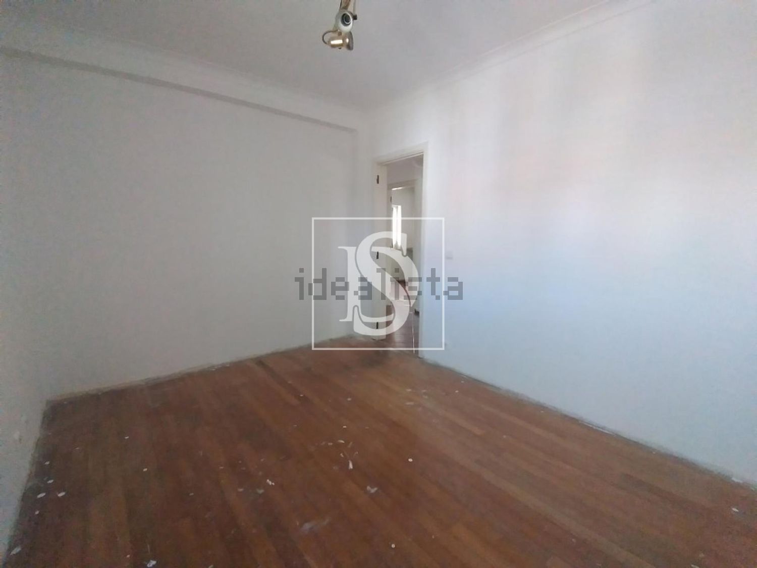 小楼房或独栋别墅出售在Rio Mouro Velho - Alto do Forte - 居住