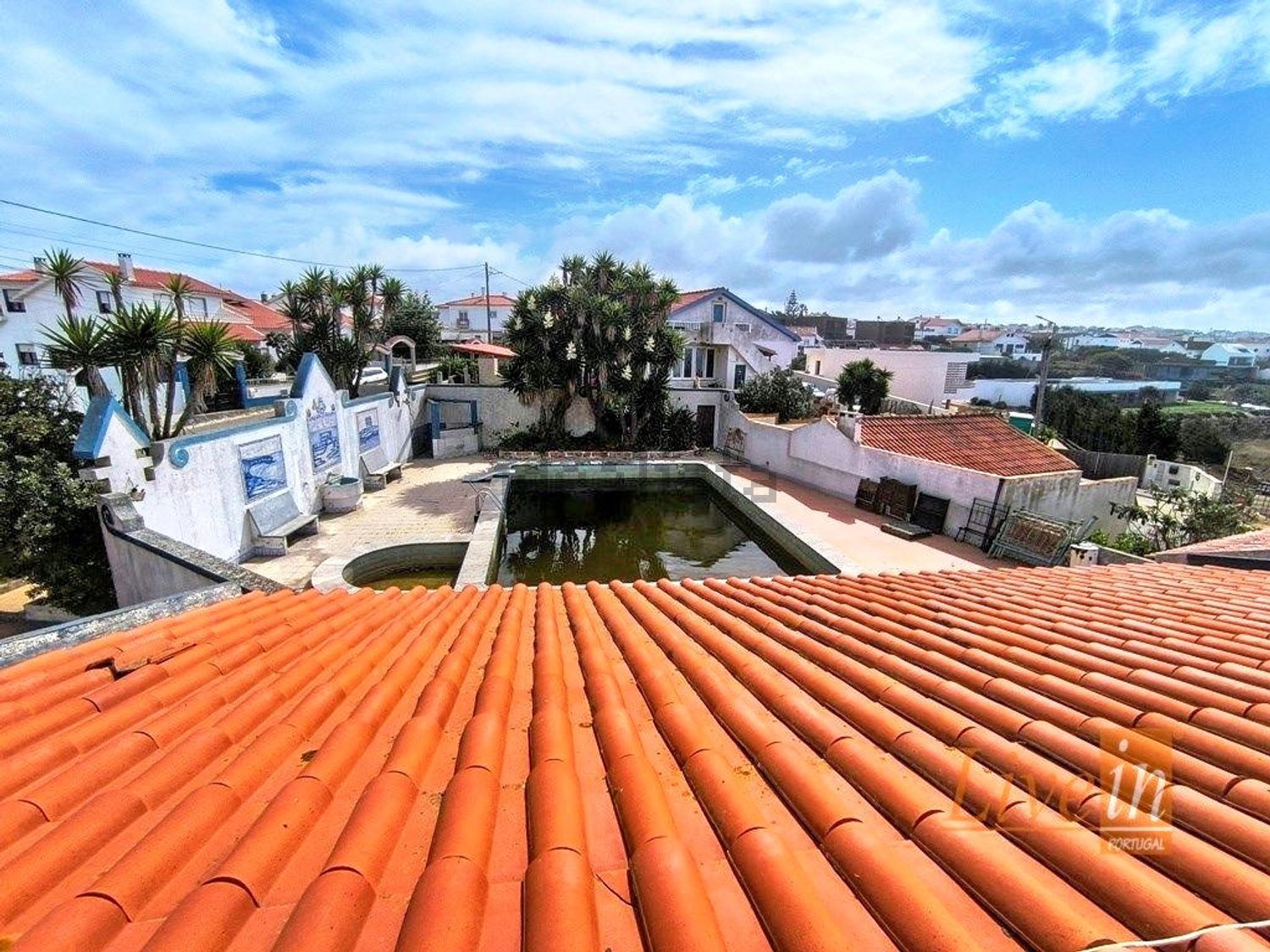 小楼房或独栋别墅出售在Santo Isidoro - 游泳池