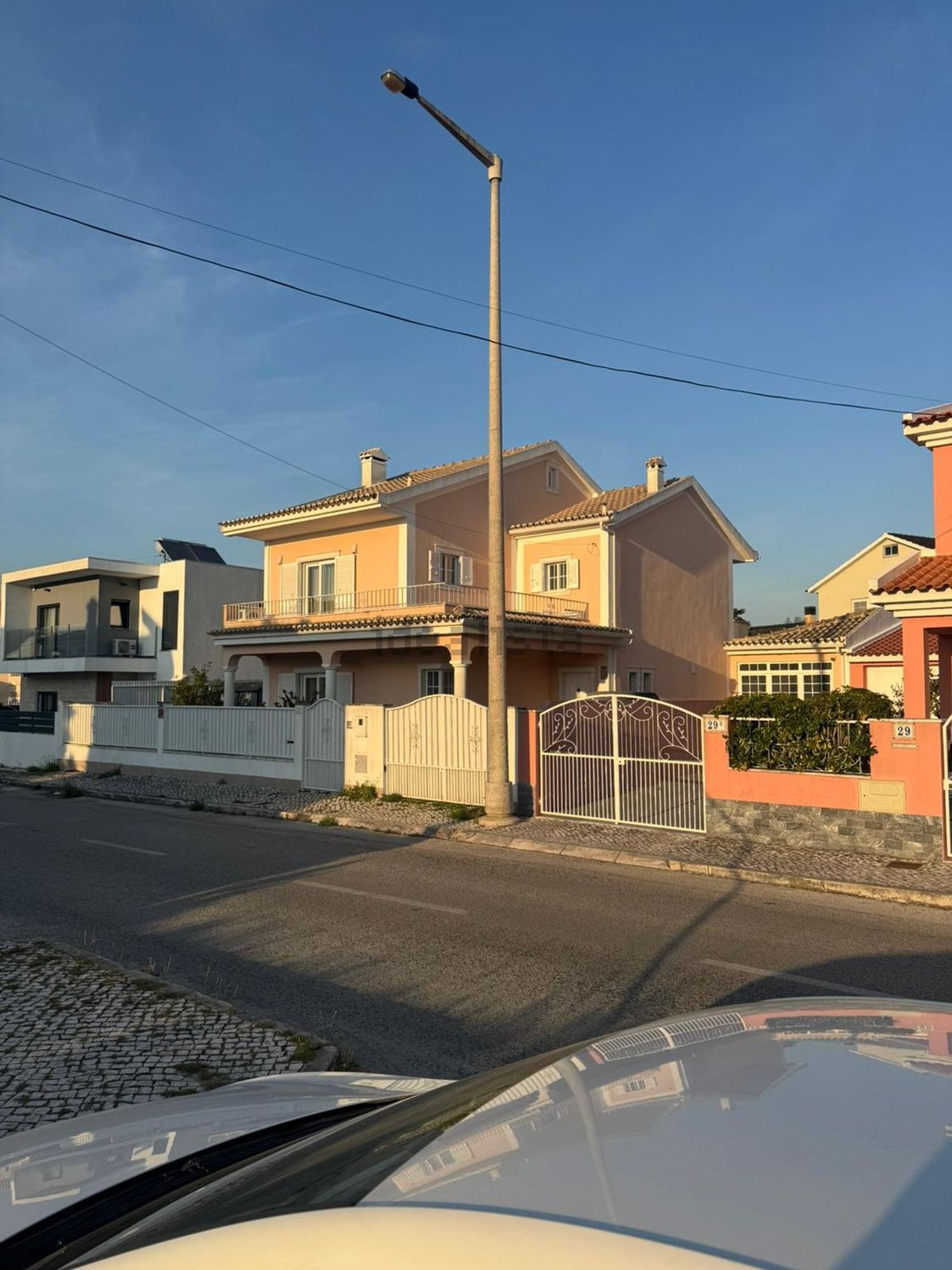 小楼房或独栋别墅出售在Vale Figueira - Carcereira - 外立面