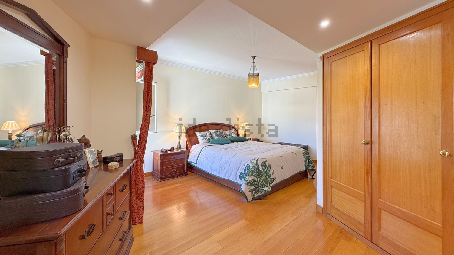 公寓 t6出售在Rua José Afonso, 10 - 卧室